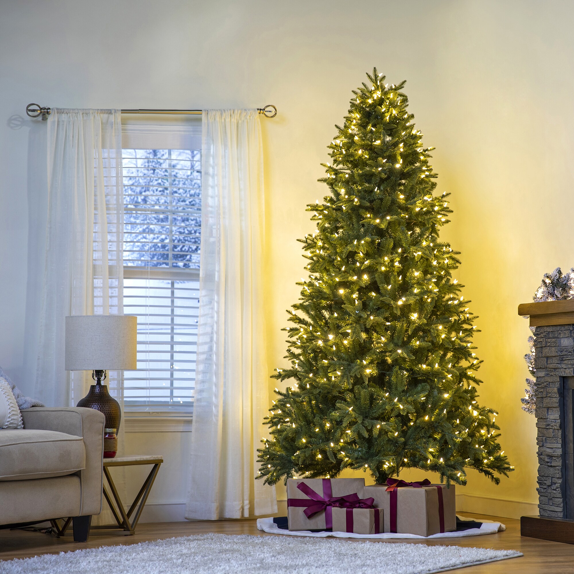 Holiday Living 7.5-ft Fairbanks Pine Pre-lit Artificial Christmas Tree ...