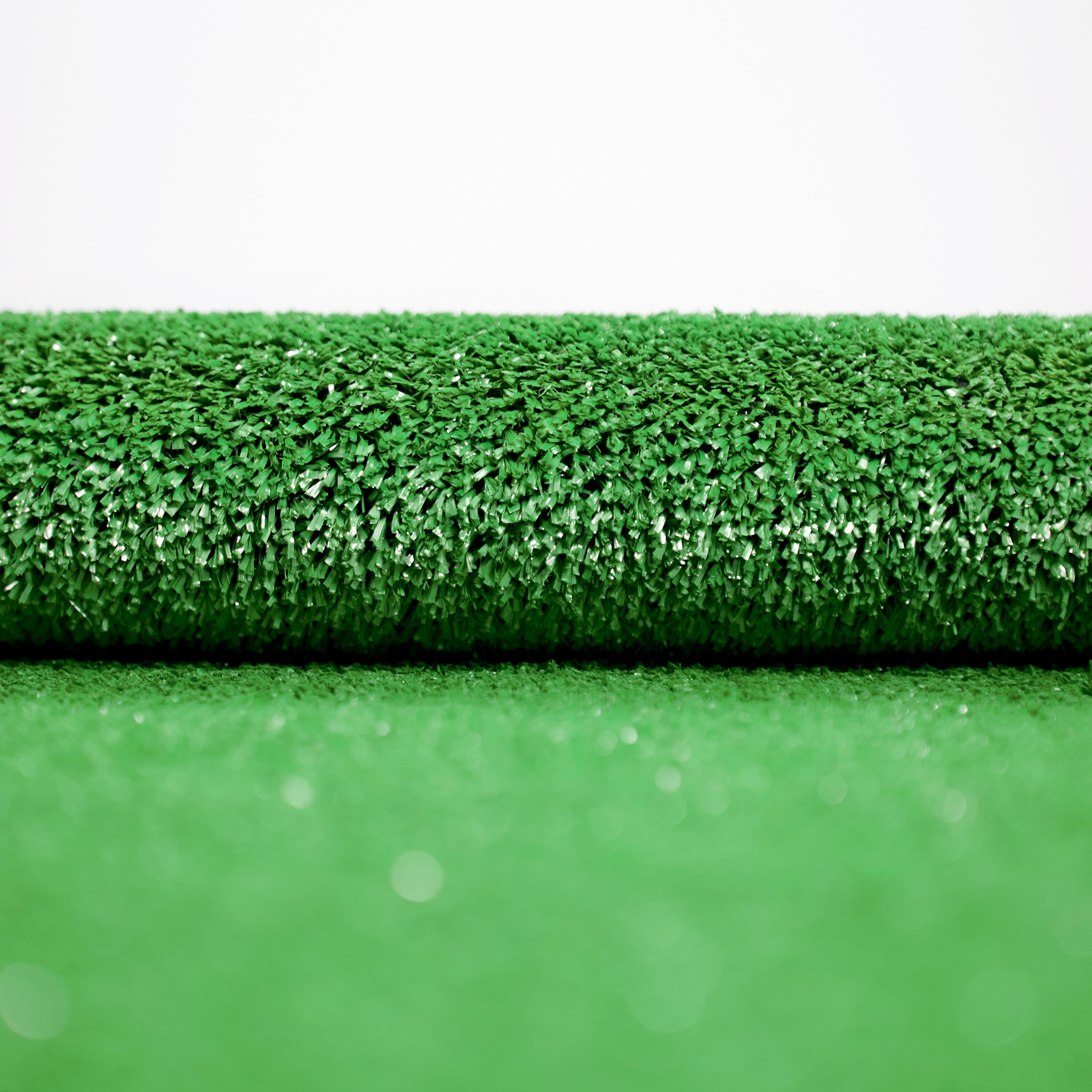 GRASSWORX 10370953 30-Inch X 18-Inch Astro Turf Green Floor Mat at  Sutherlands