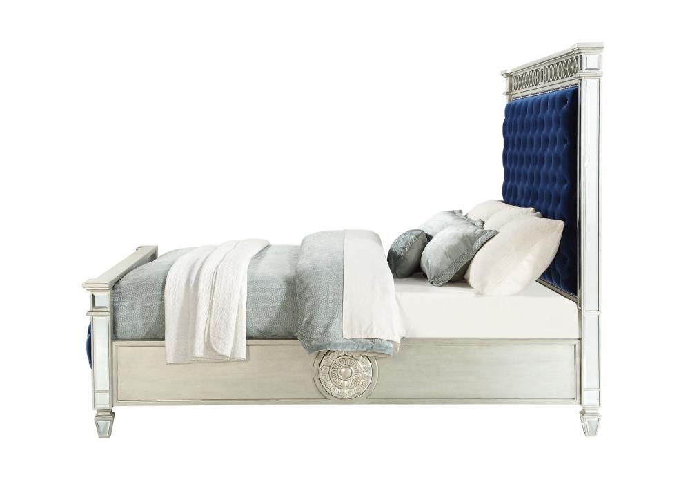 Ishiko III Dark Blue Velvet Eastern King Bed