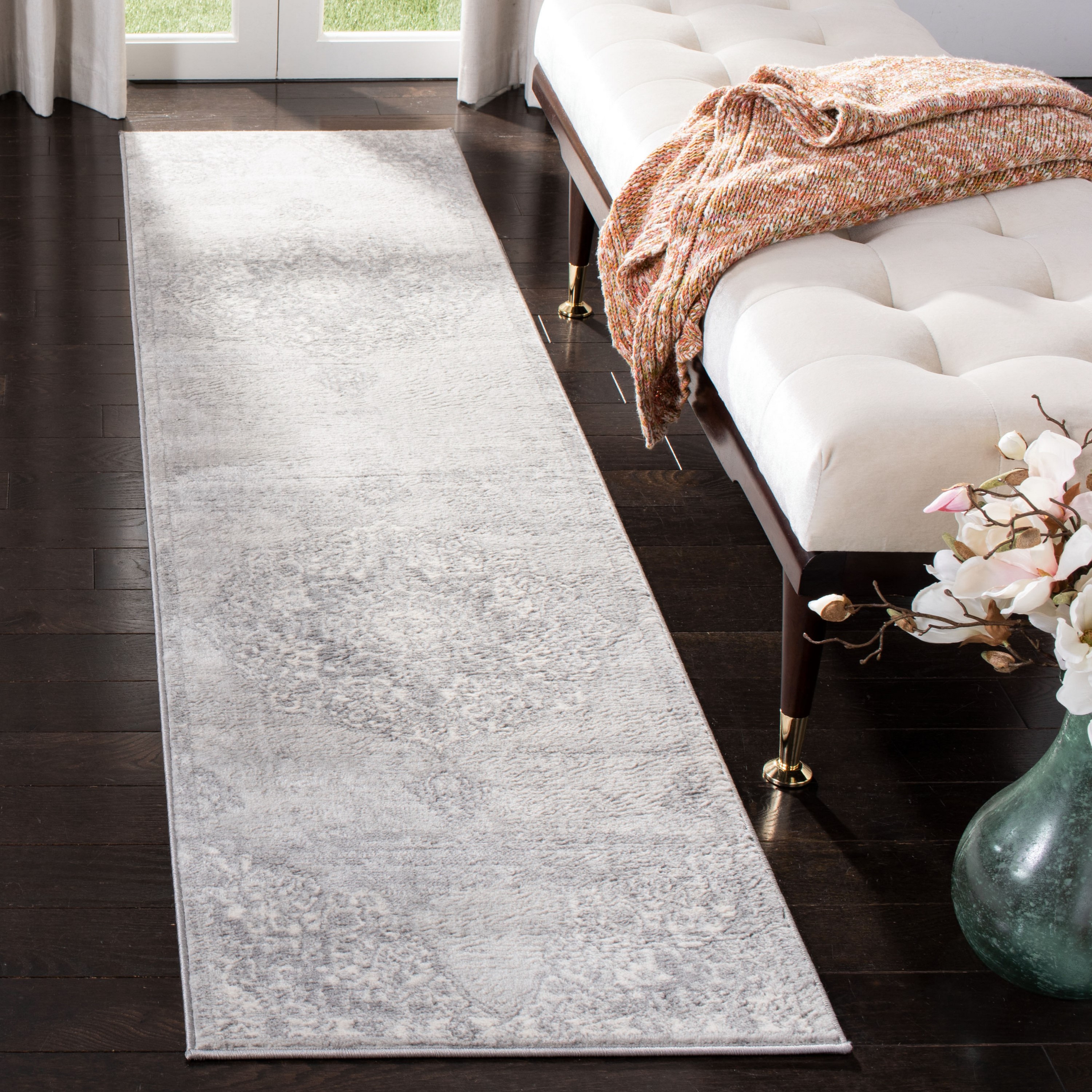Safavieh BNT802F-218 Brentwood Dillane 2 x 18 (ft) Loomed Polypropylene Gray/Ivory Rectangular Indoor Distressed/Overdyed Vintage Runner rug