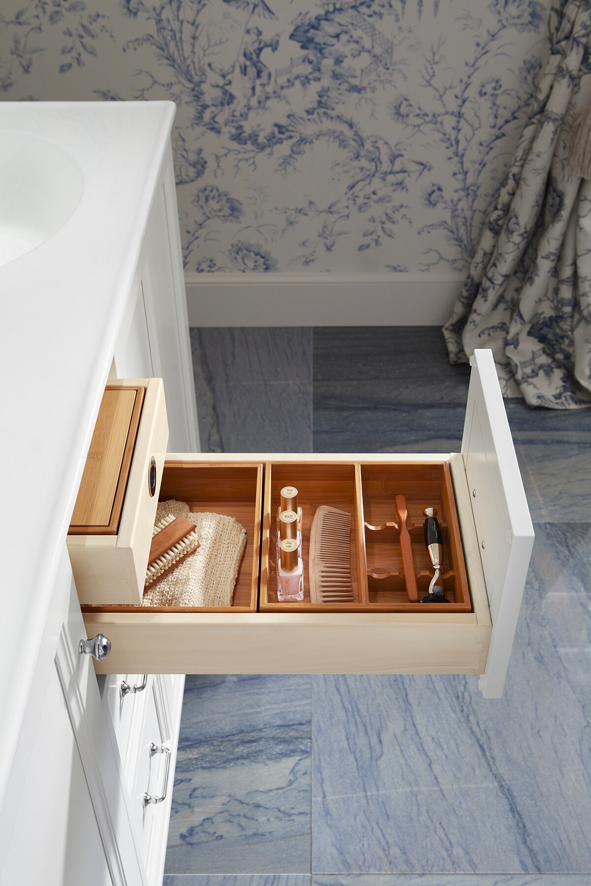 KOHLER Bamboo Twill Bathroom Vanity Drawer Organizer (8.75-in x 3-in) in  the Bathroom Vanity Accessories department at