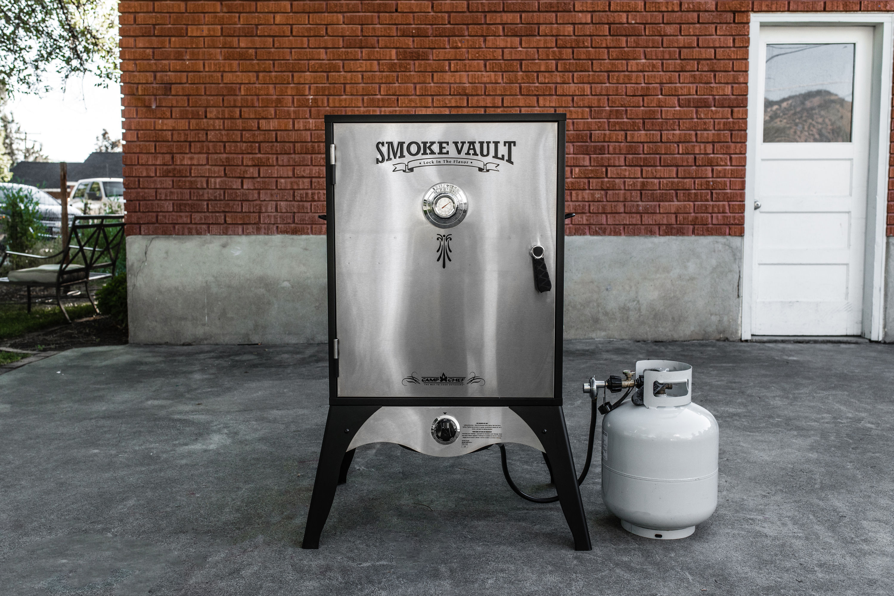 Camp Chef Smoke Vault 24 in 619.5 Sq in Black Gas Smoker in the