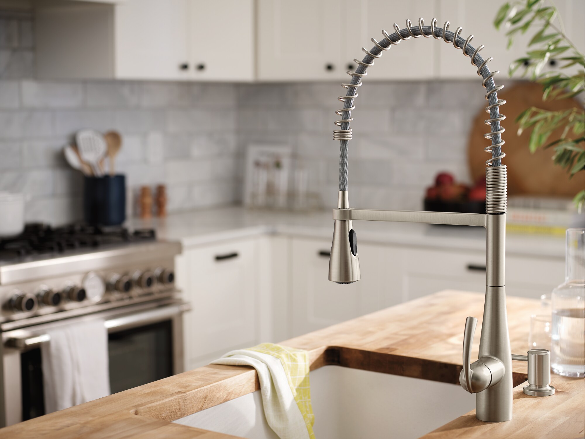 Moen 87814SRS Kitchen-Faucets - View #10