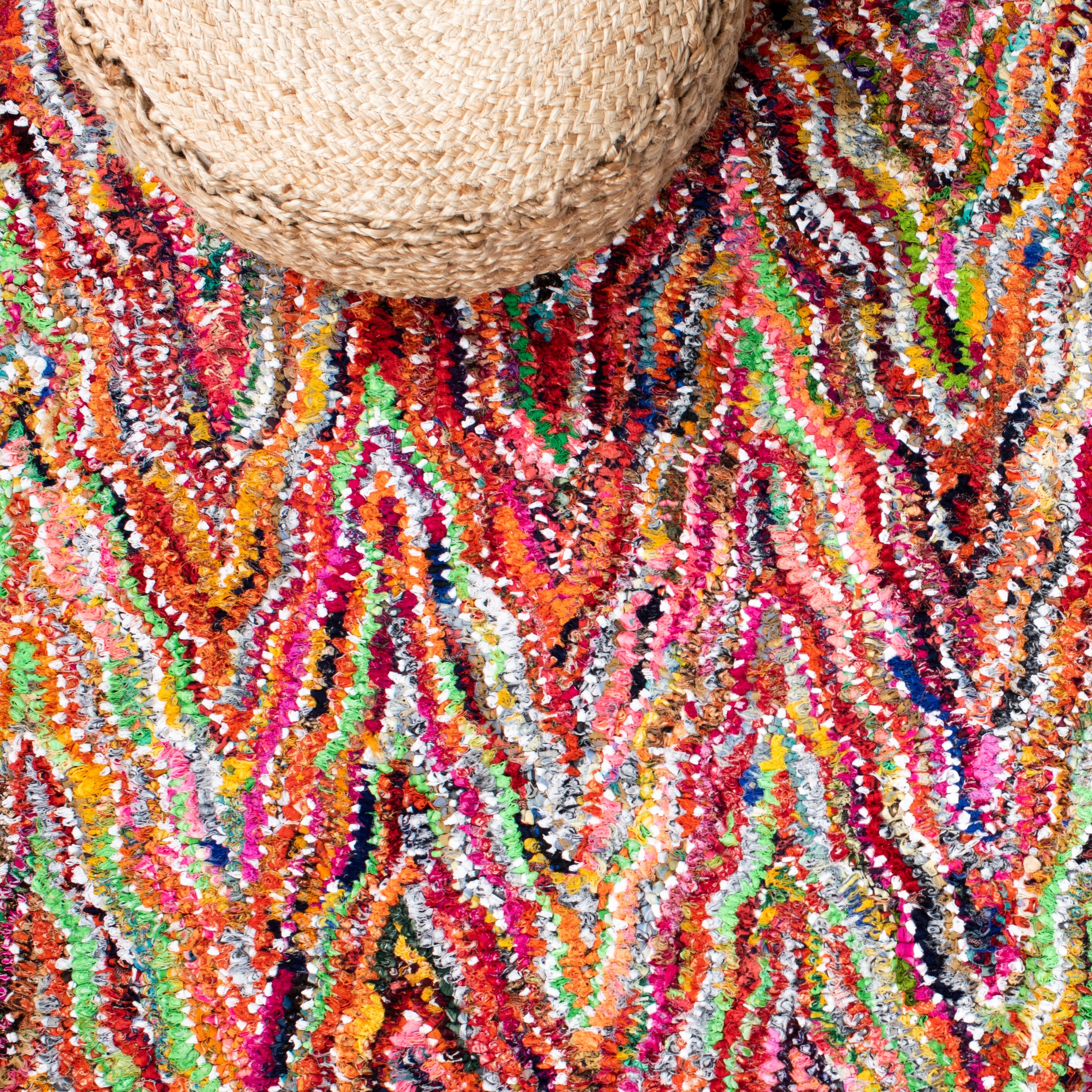 Safavieh NAN312A-4SQ rugs - View #4