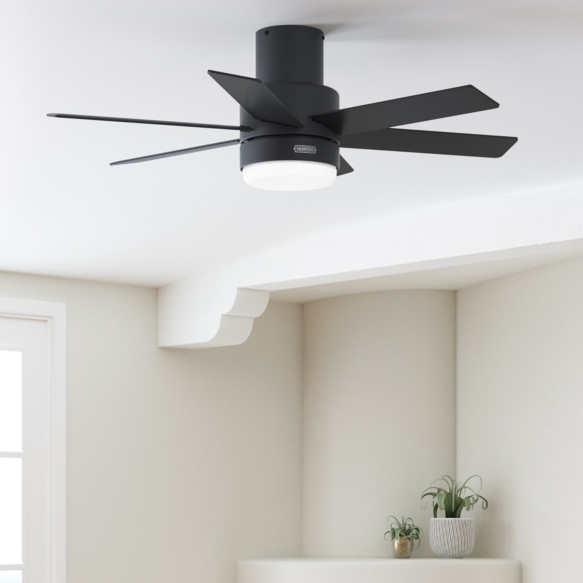 Hunter Marshal 44-in Matte Black LED Indoor Flush Mount Ceiling Fan with Light Remote (6-Blade 