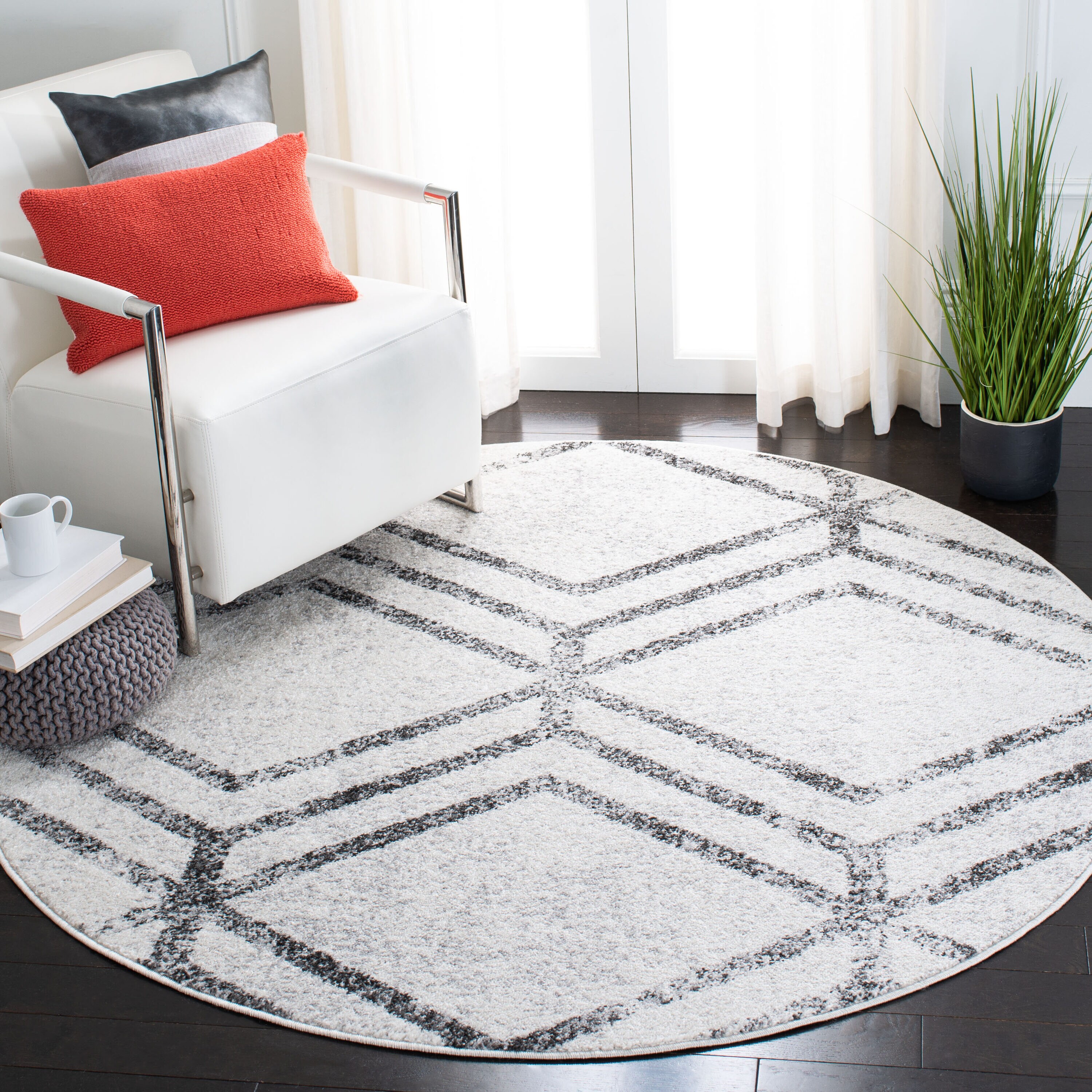 Adirondack 253A Ivory/Grey 6ft x 6ft Round Rug