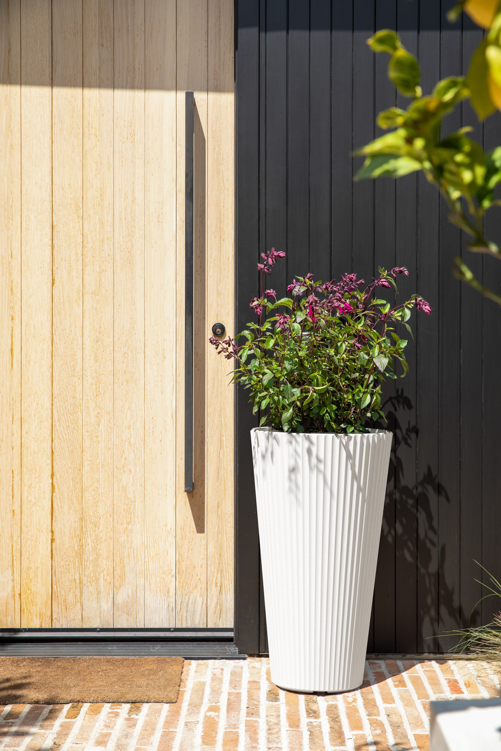 Veradek DMV26W Planter-Window-Box - View #7