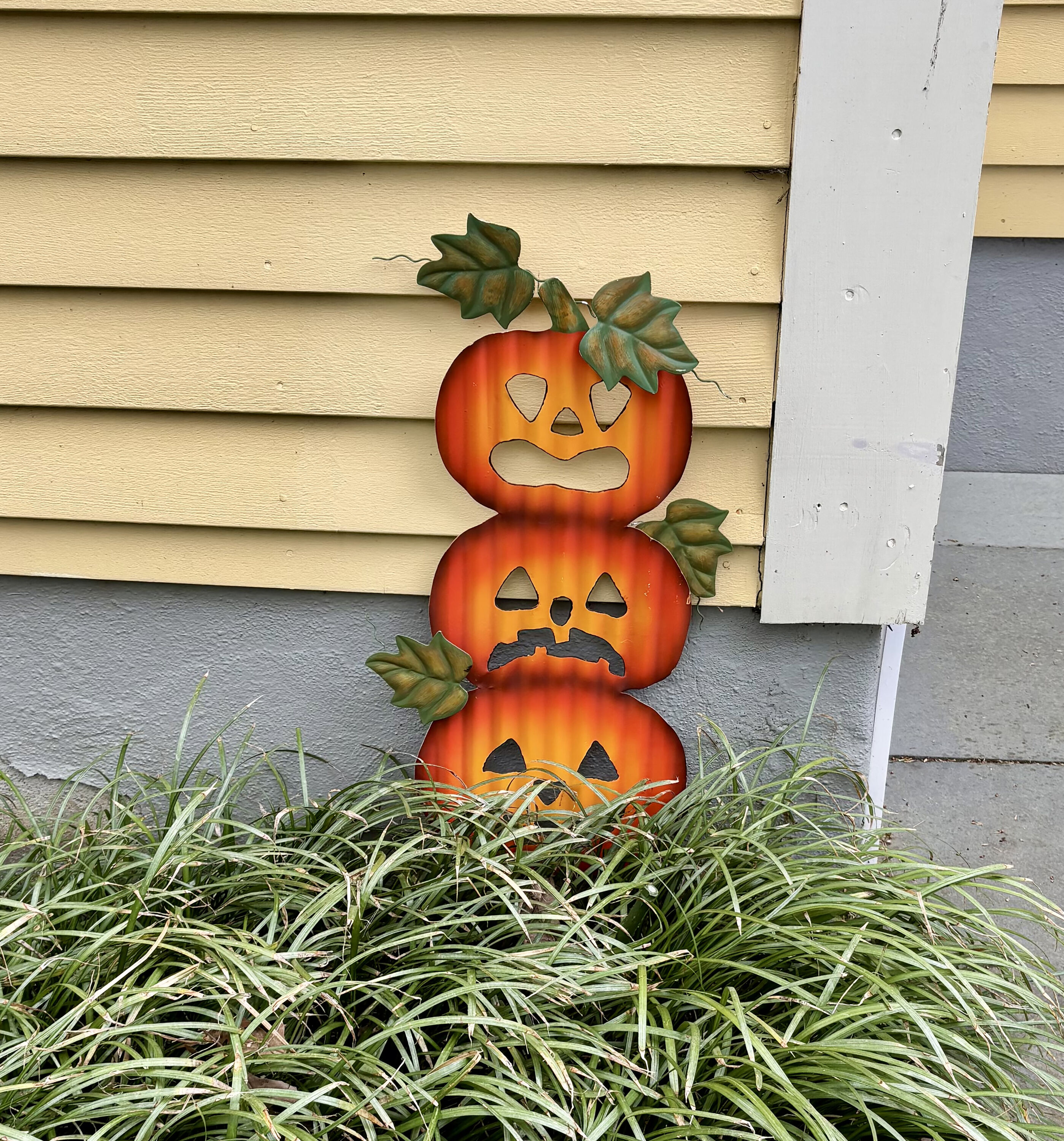 Worth Imports 8302 Outdoor-Halloween-Decor - View #3