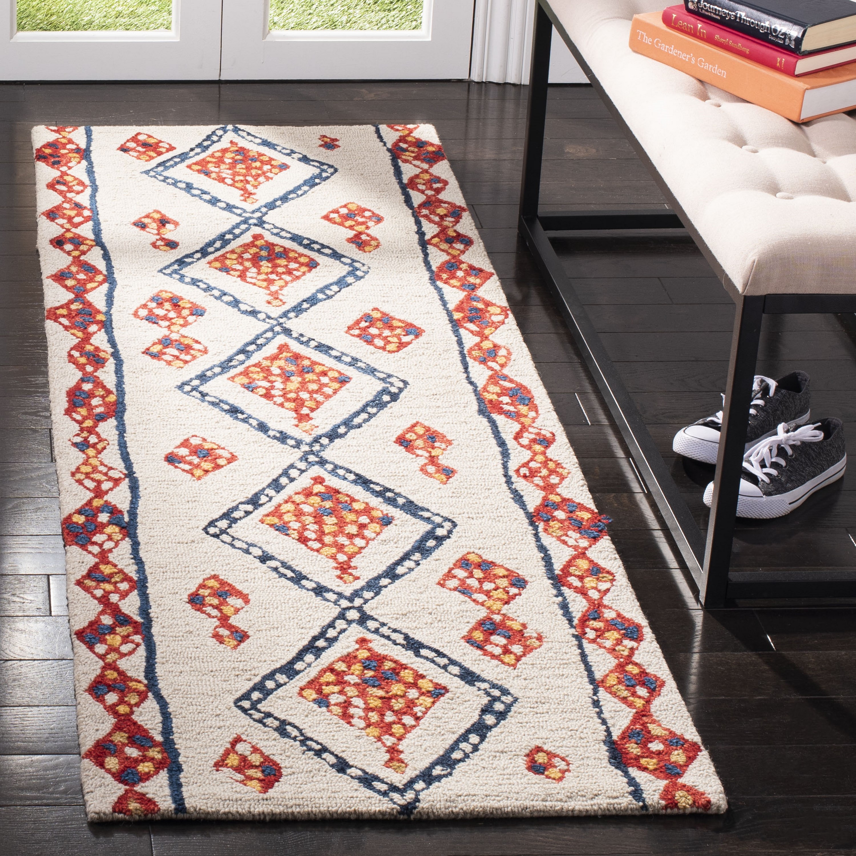 Safavieh APN702A-29 Aspen Haxtun 2 x 9 (ft) Tufted Wool Ivory/Multi Rectangular Indoor Abstract Southwestern Runner rug