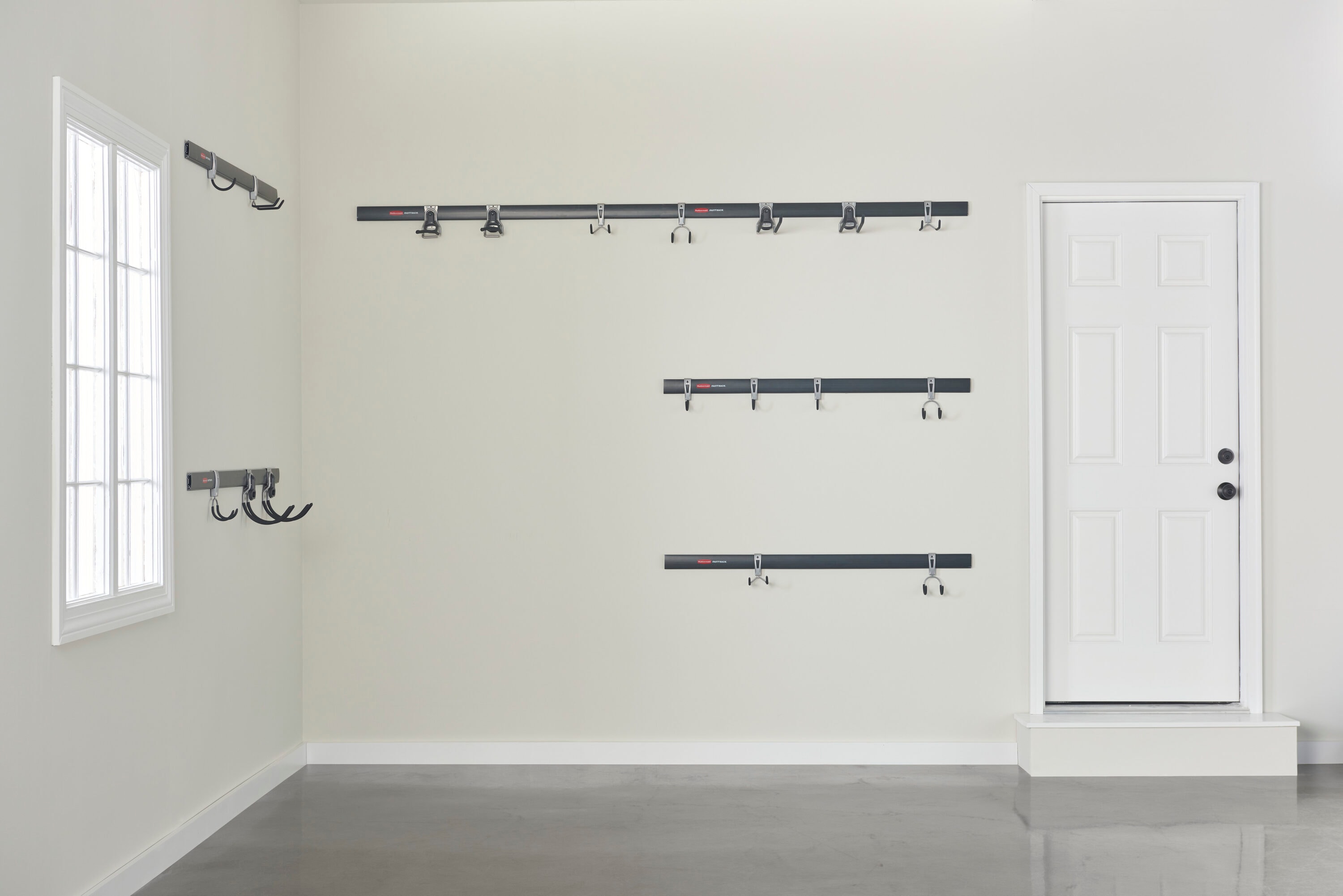 Rubbermaid FastTrack 48 Wall Mounted Storage Rail + Utility Hook + S Hook  Rack 