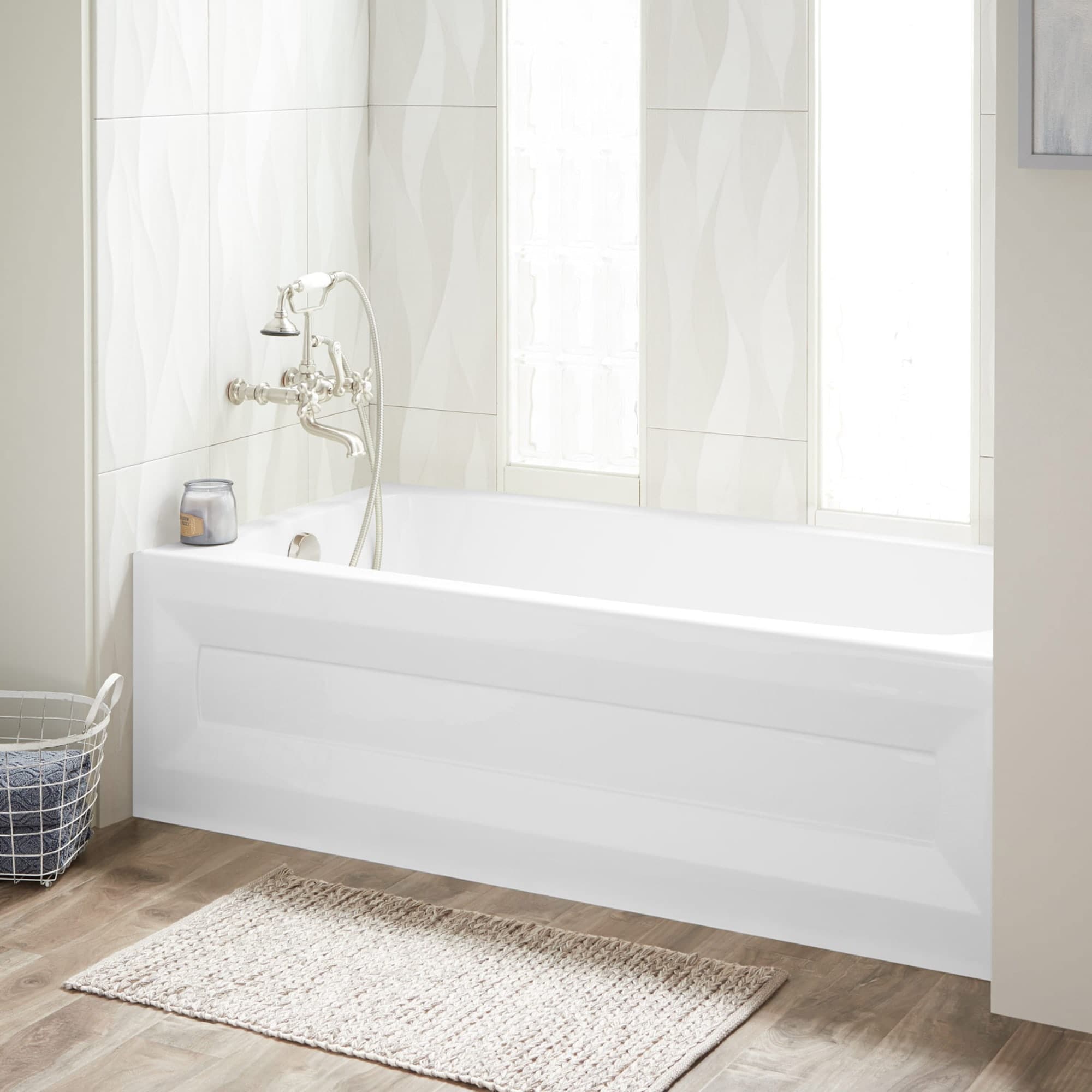 Signature Hardware 446974 Bradenton 30-in x 60-in White Acrylic Rectangular Alcove Soaking bathtub ( Left Drain )