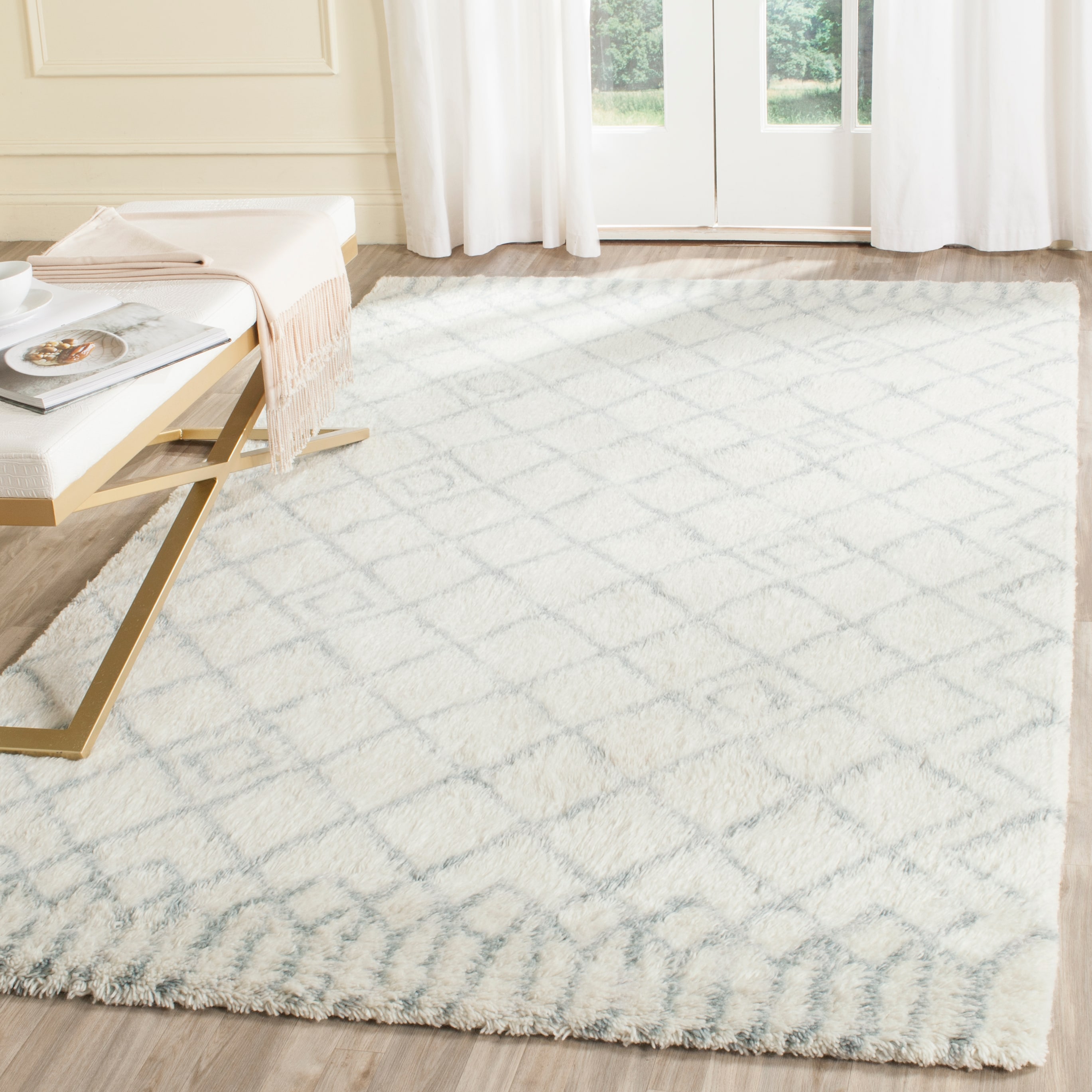 Safavieh CSB894D-6 Casablanca Santina 6 x 9 (ft) Tufted Wool Ivory/Blue Rectangular Indoor Geometric Global Area rug