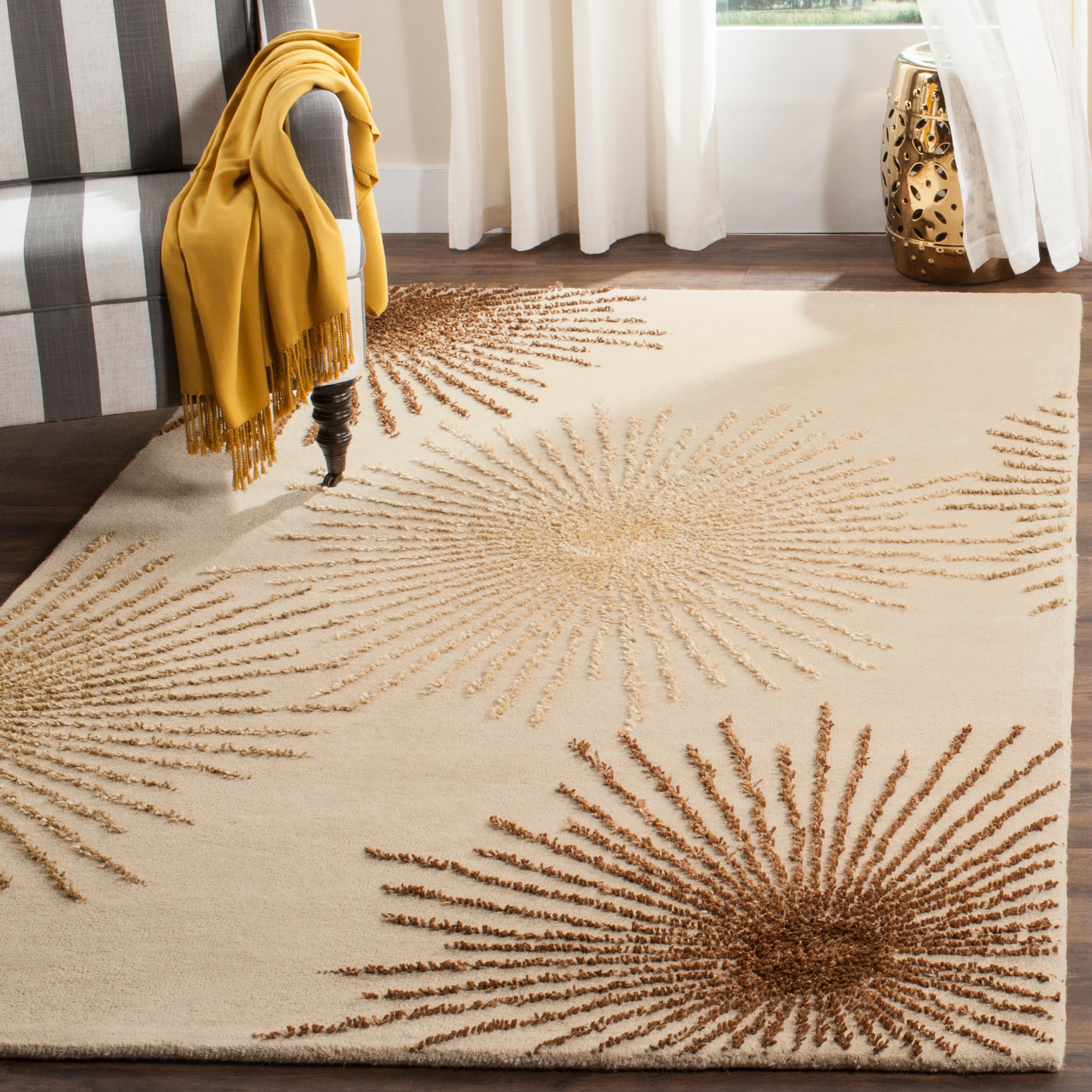 Soho 712A Beige 6in x 9in Rug