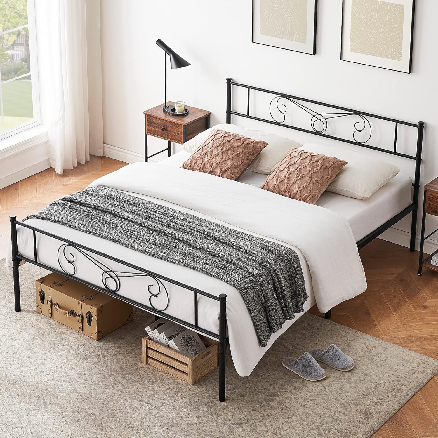 Qeetex LHF-BED-PHO-0XBENDFI Black Queen Size Bed Frame with Storage Metal Bed Frame with Vintage Pattern Headboard and Footboard Mattress Foundation Easy Assembly