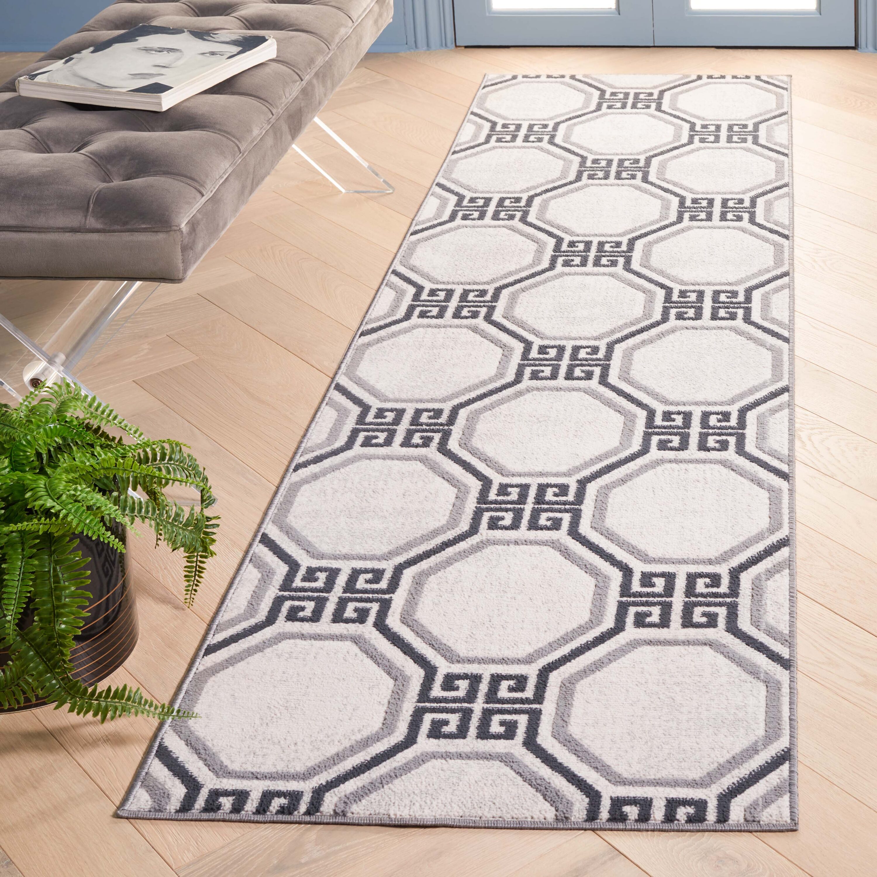 Odyssey 818A Ivory/Grey 2 x 8 Rectangular Runner rug