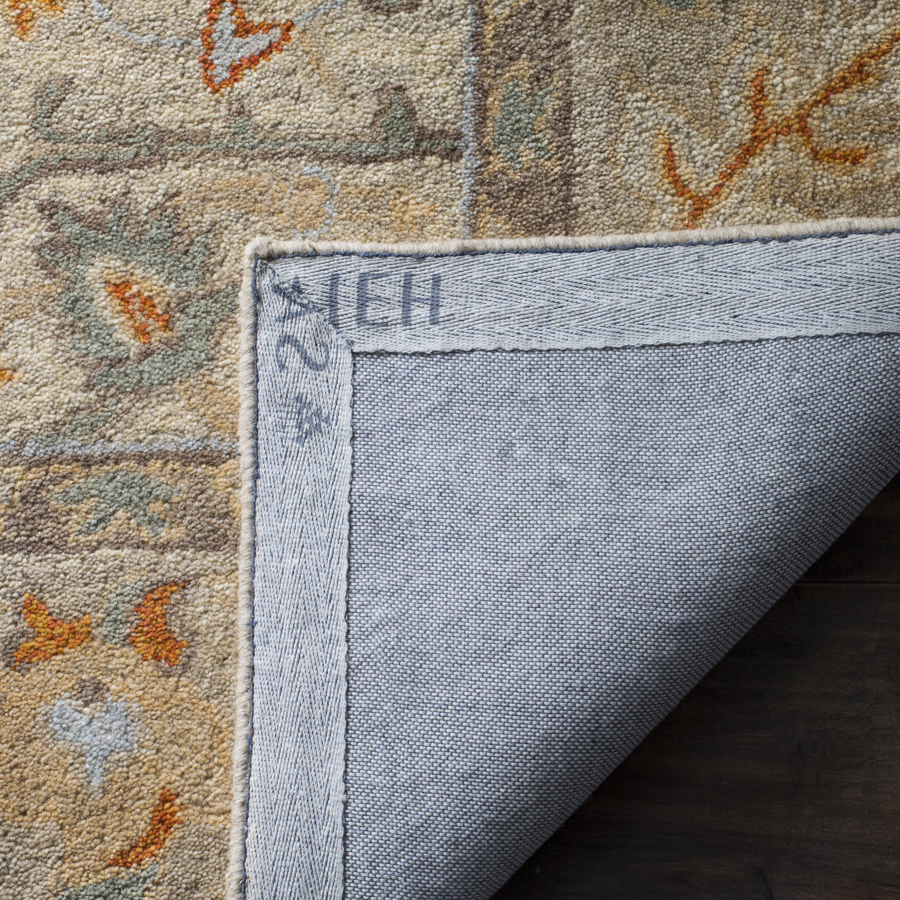 Antiquity Hand-Tufted Beige Area Rug