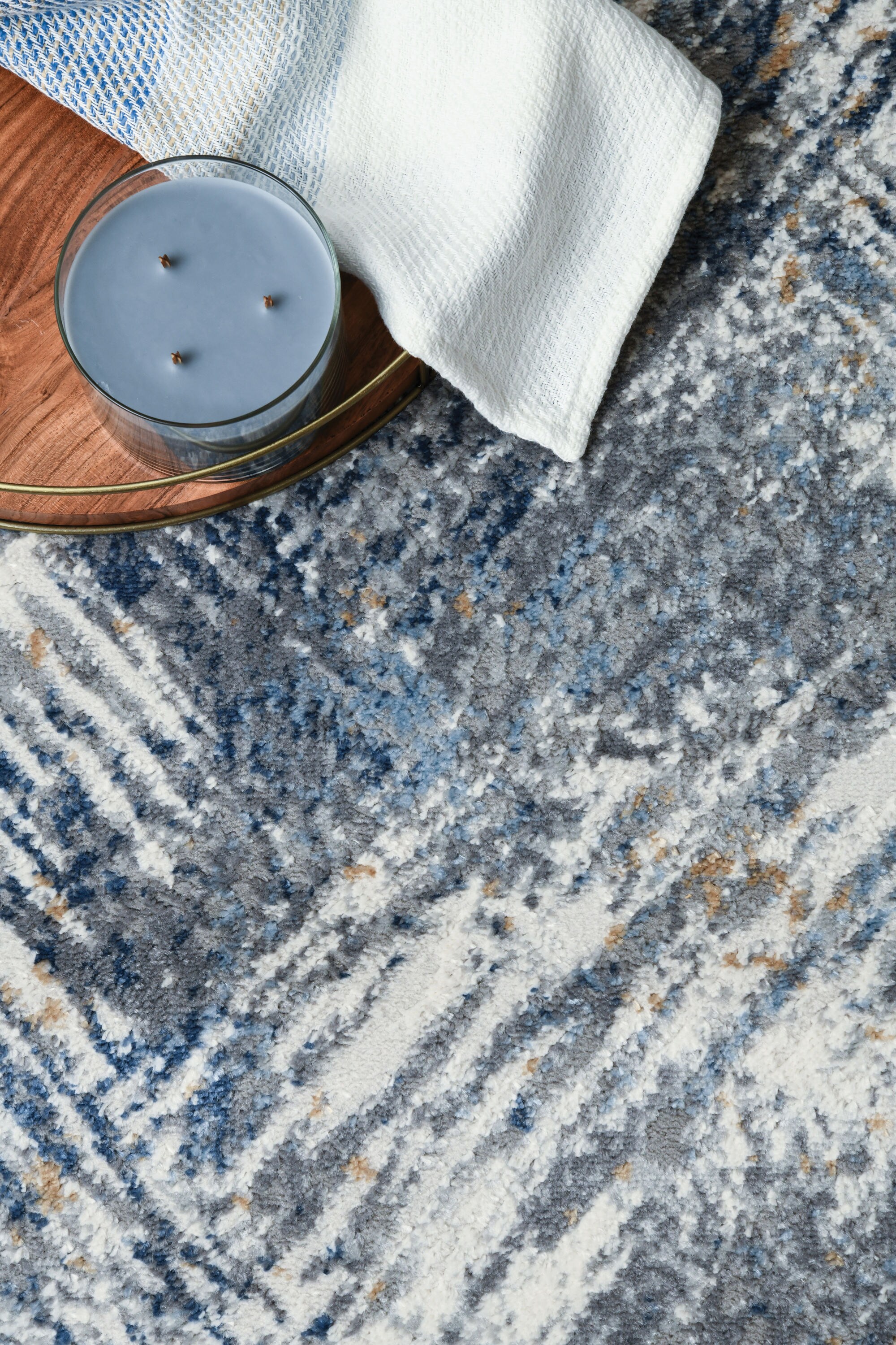 United Weavers Of America 4540 20360 24 rugs - View #5