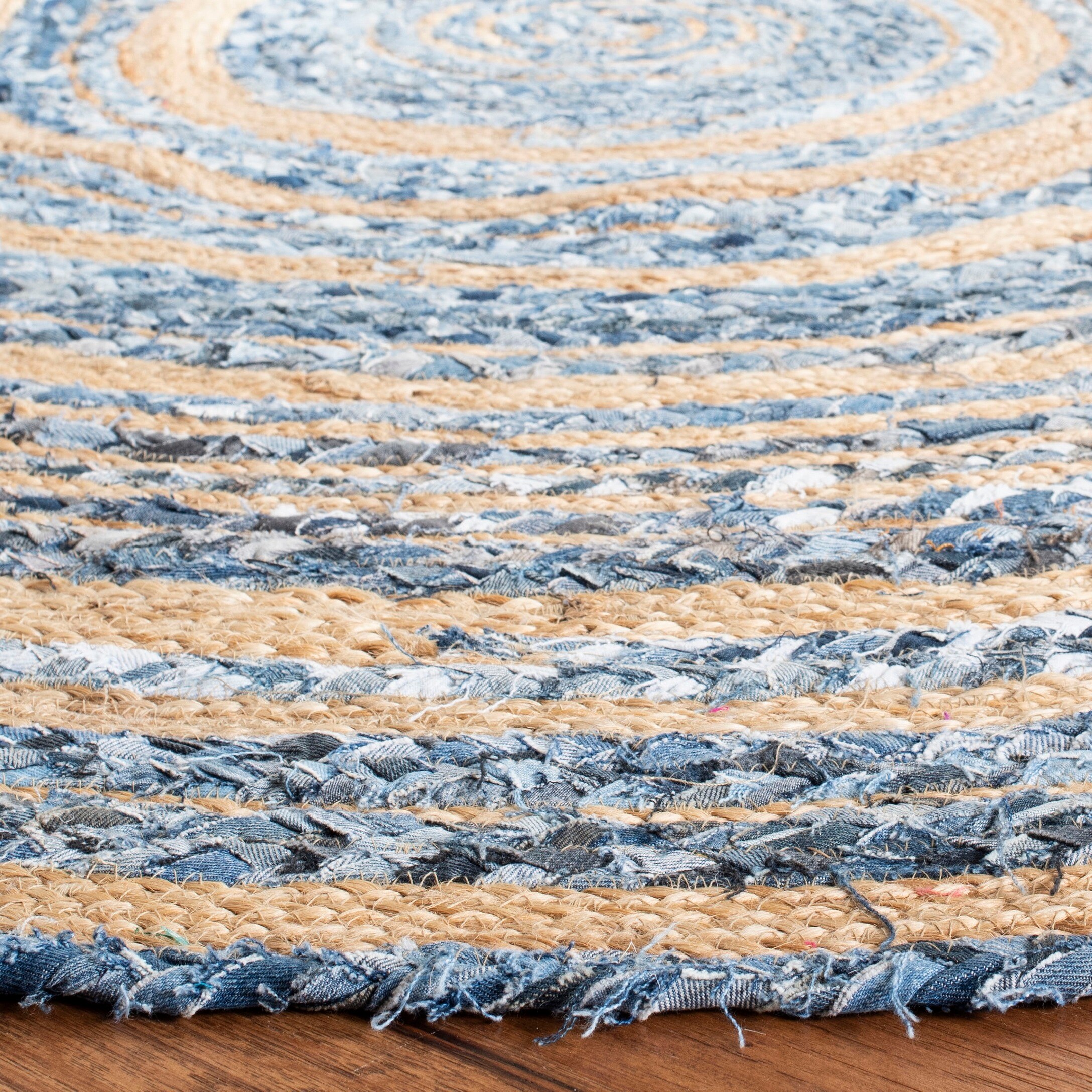 Safavieh CAP209L-4R rugs - View #3