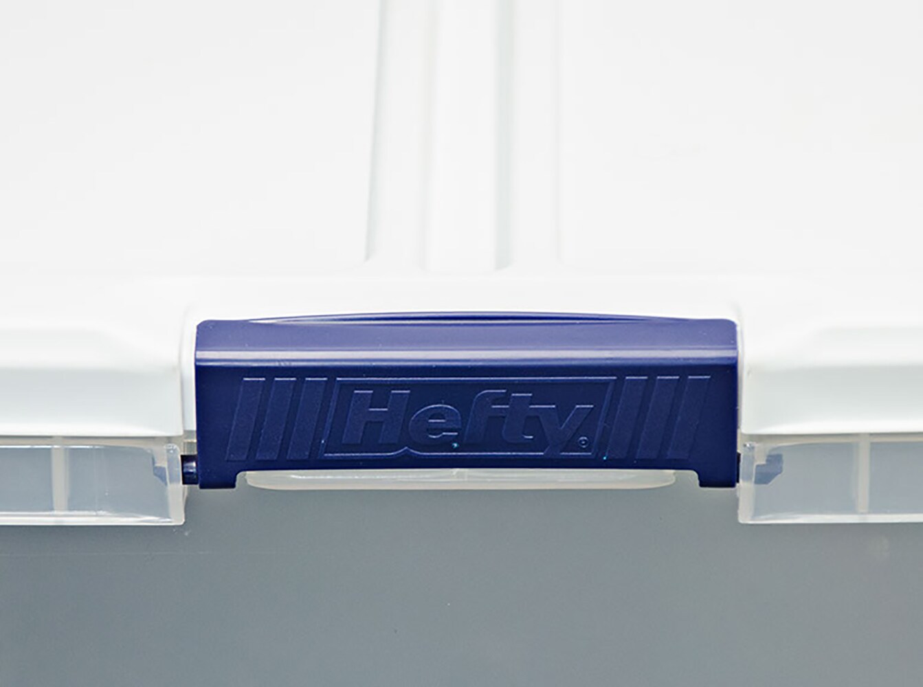 Hefty 7102HFT-010-000-044 Plastic-Storage-Totes - View #10
