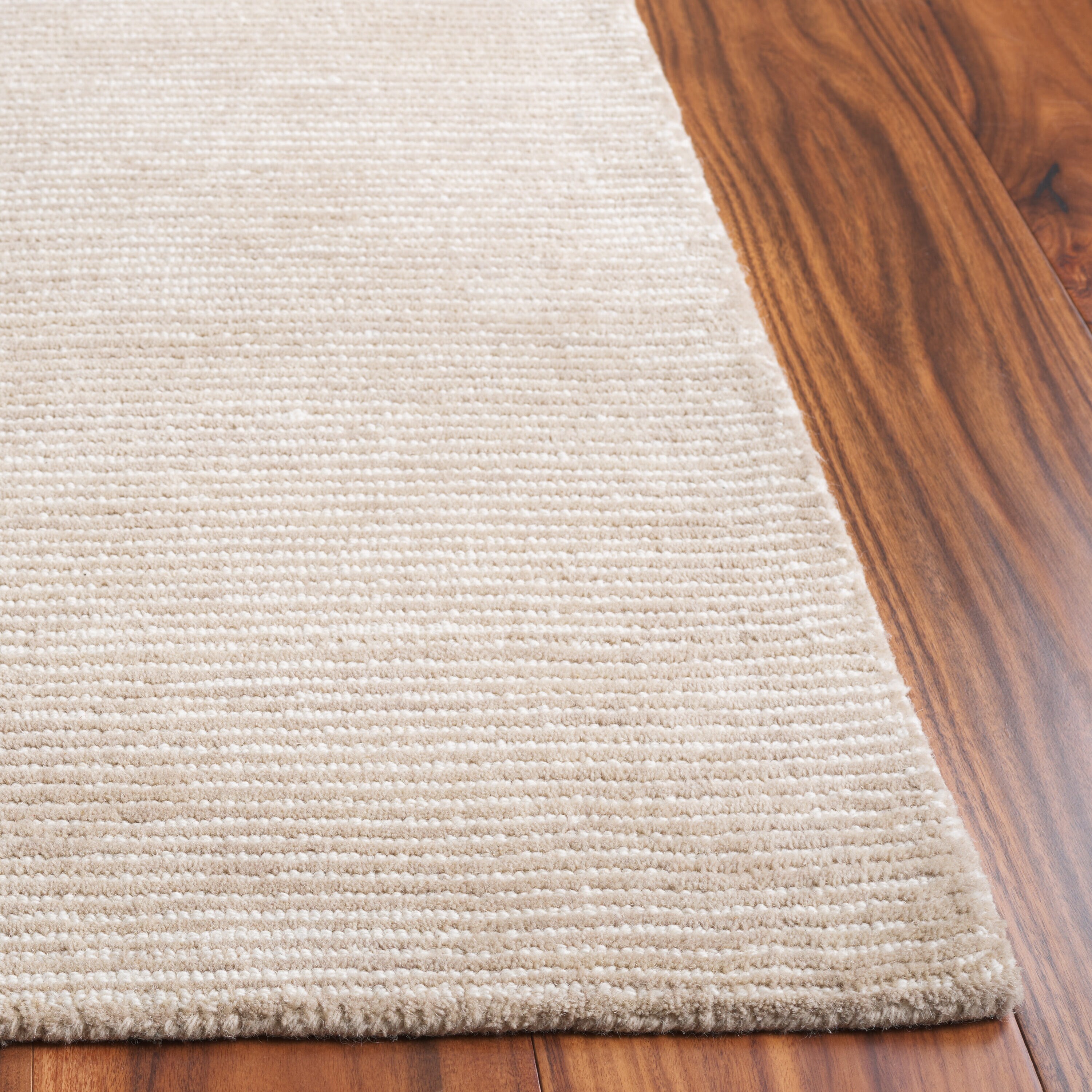 Safavieh EBN950B-5 rugs - View #3