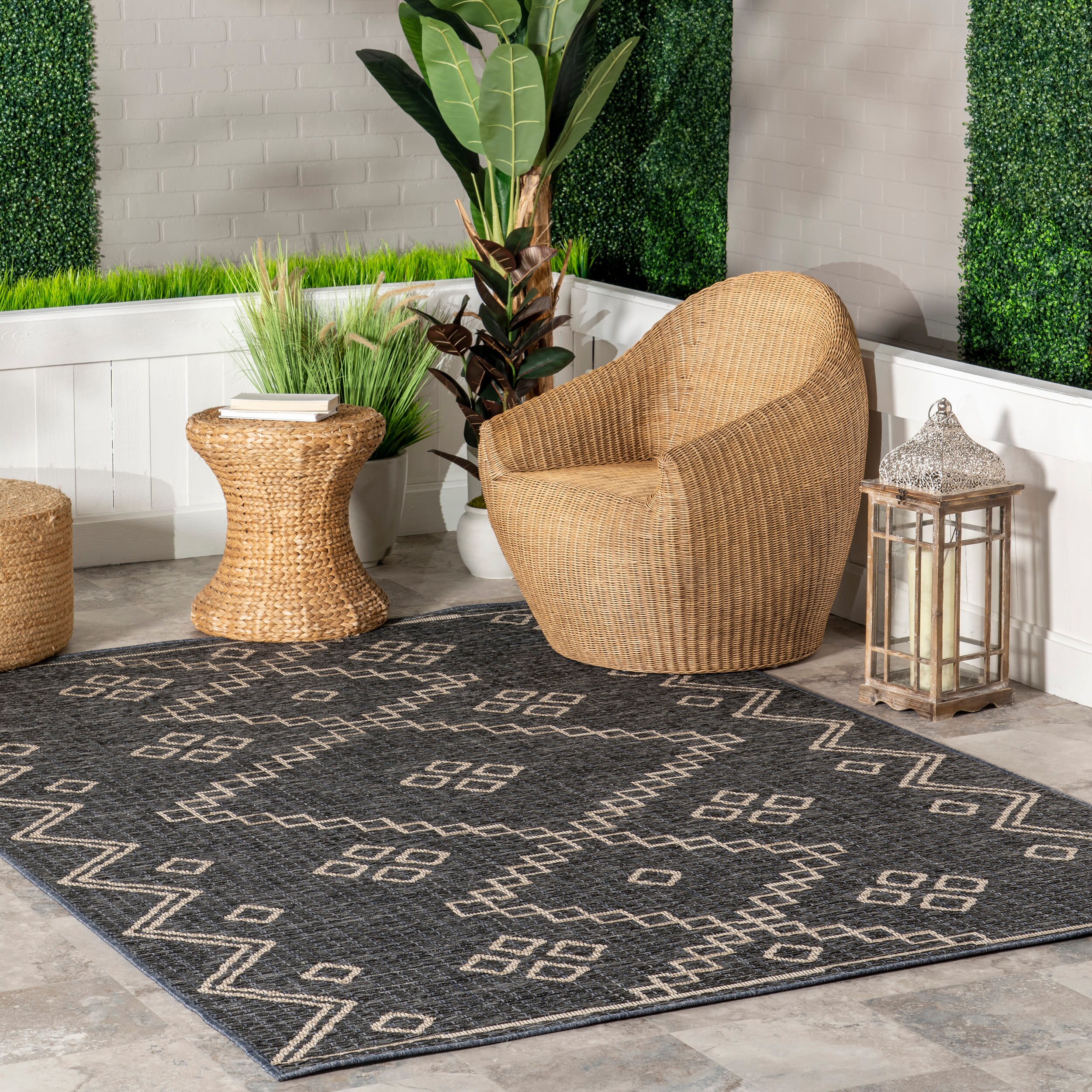 nuLOOM OWCH08A-508 Julieta 5 x 8 (ft) Loomed Gray Rectangular Indoor/Outdoor Geometric Area rug
