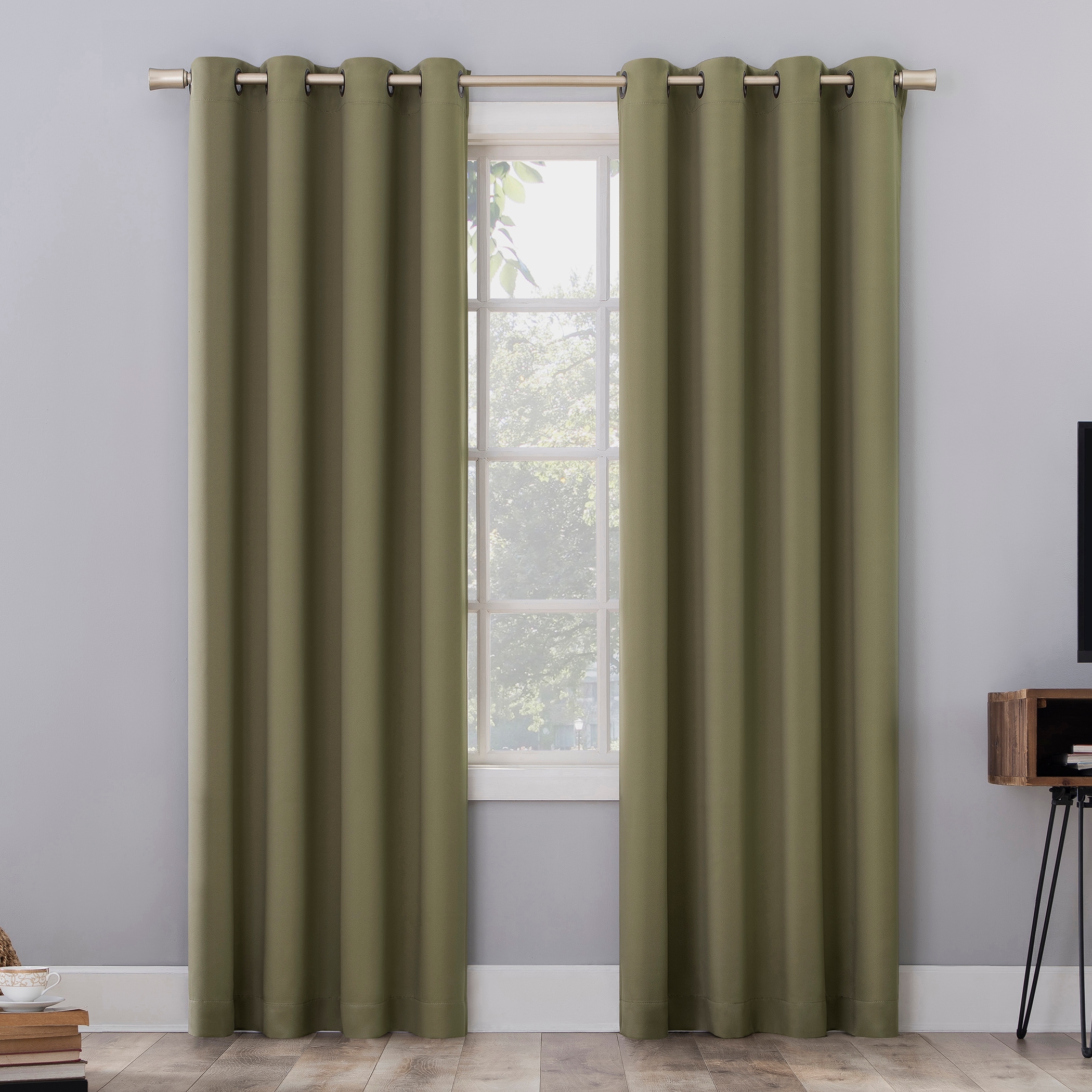 Sun Zero 58702 108-Inches Olive Green Blackout Standard lined Grommet Single curtain panel
