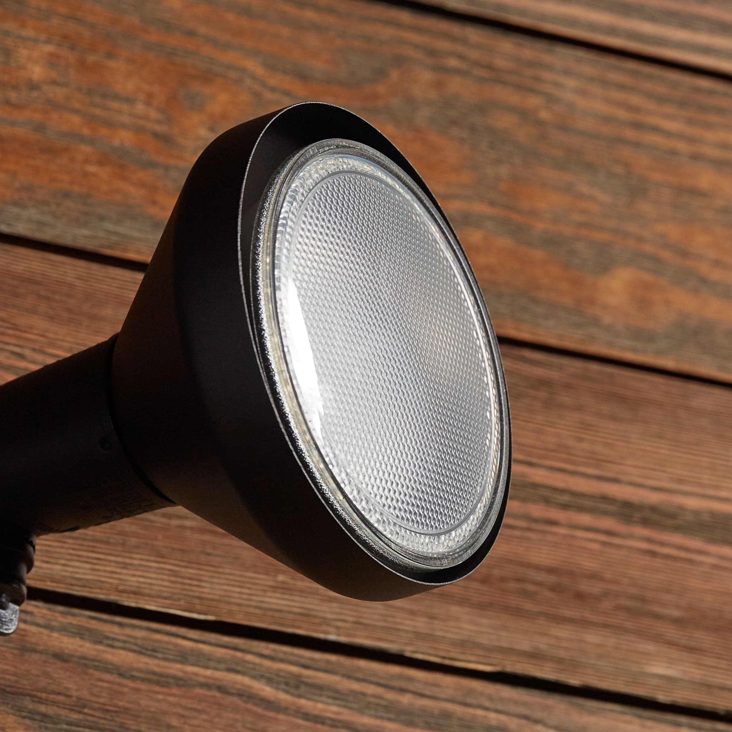 Heath Zenith 240-Degree 150-Wattage Equivalent Hardwired Heath Zenith 240-Degree 150-Wattage Equivalent Hardwired