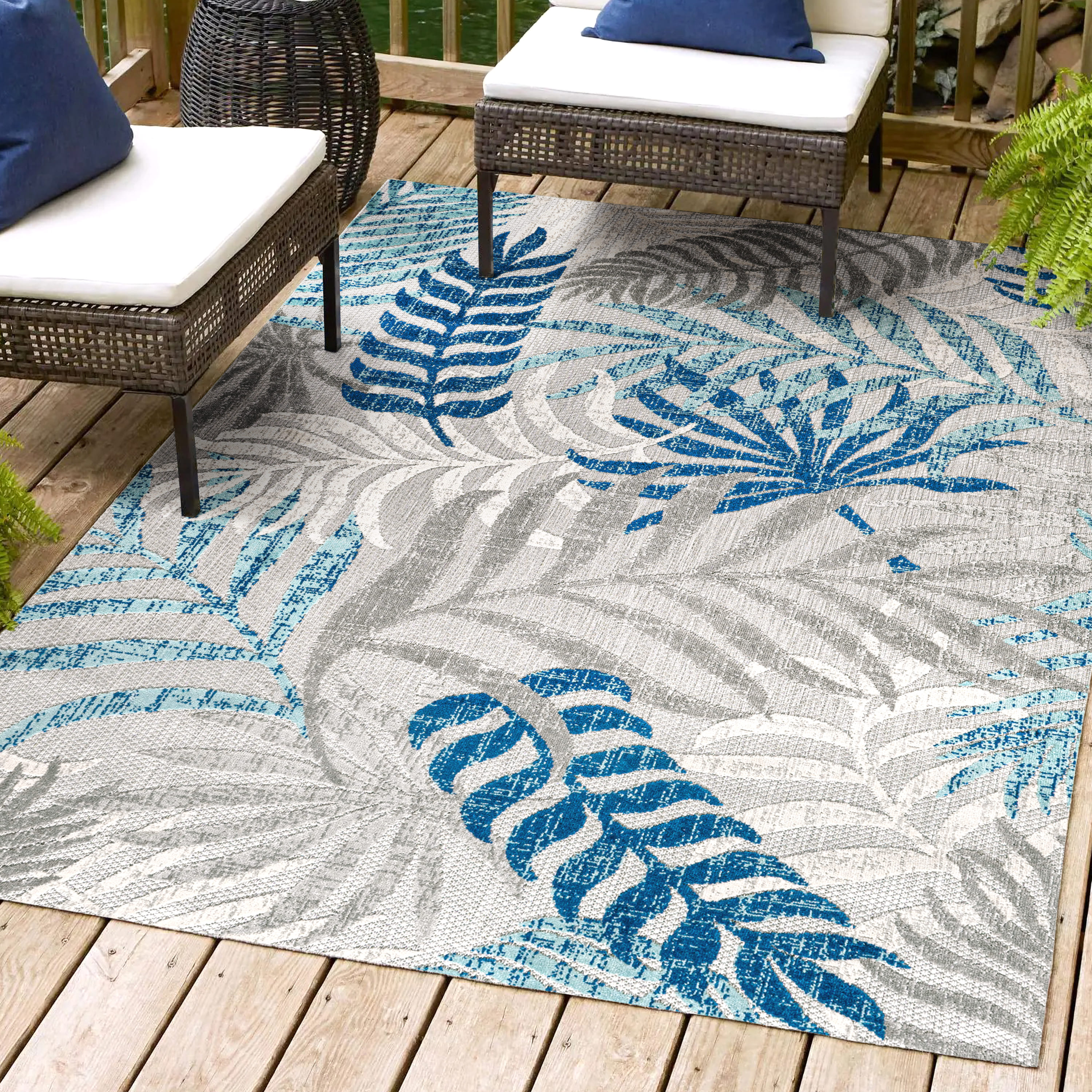 JONATHAN  Y AMC100A-4 Amalfi Coast Tropics Palm Leaves 4 x 6 (ft) Loomed Polypropylene Gray/Blue Rectangular Indoor/Outdoor Floral/Botanical Coastal Area rug