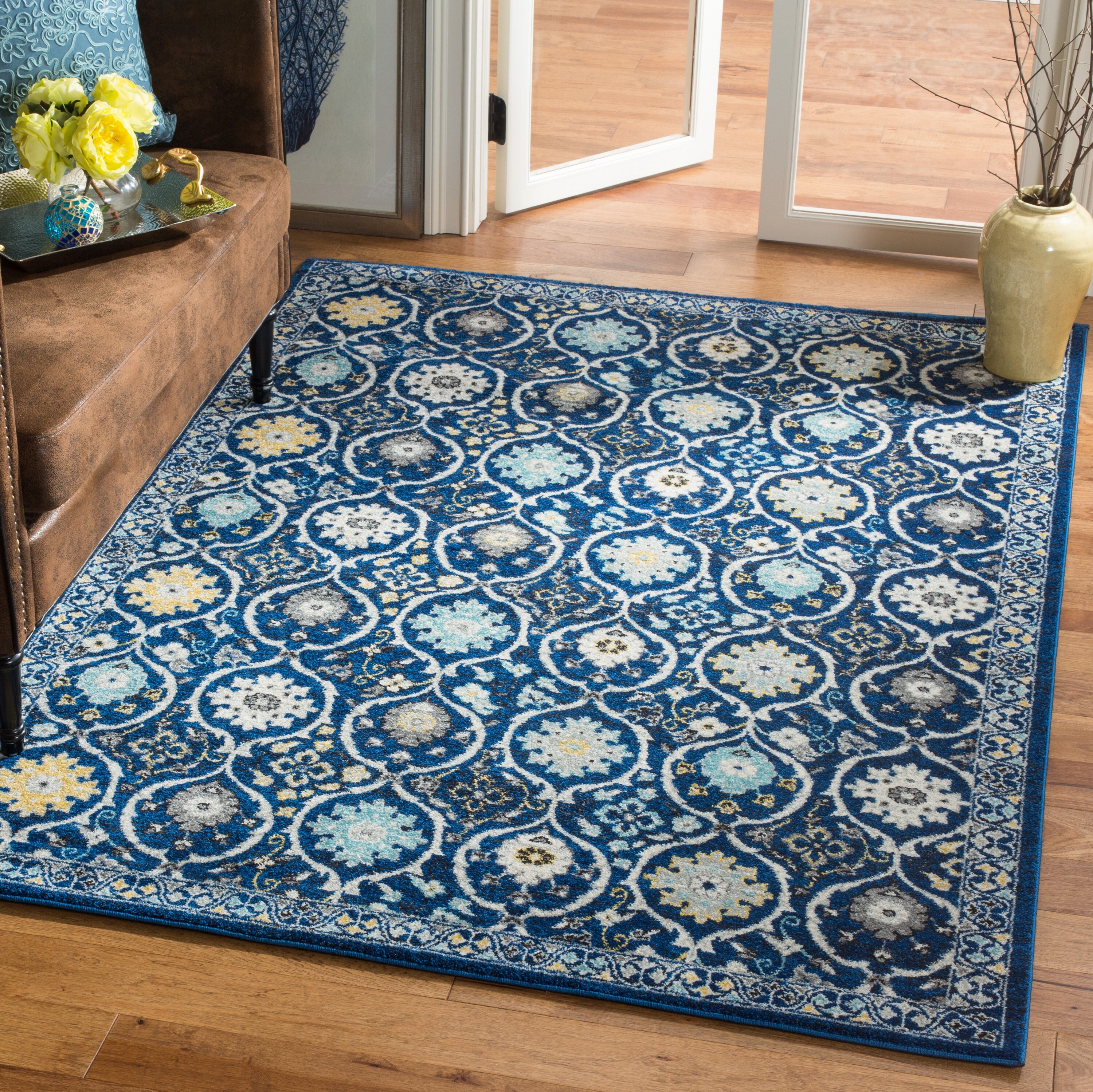 Safavieh EVK210A-4 Evoke Baxter 4 x 6 (ft) Loomed Synthetic Royal Blue/Ivory Rectangular Indoor Floral/Botanical Global Area rug