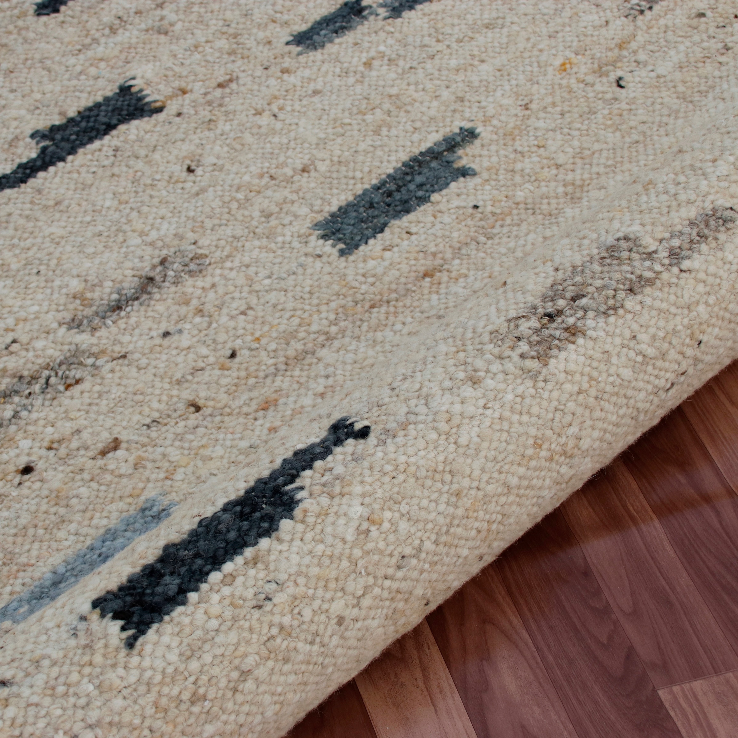 LR Home 6859A9184934J8 rugs - View #4
