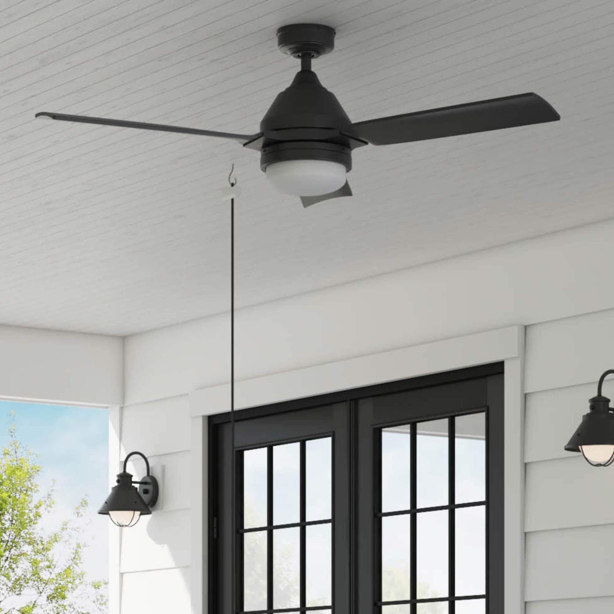 Honeywell 51986-26 Port Isle 54-in Outdoor Black with Matte Black Blades Ceiling Fan With Light and Remote ( 3 -Blade )