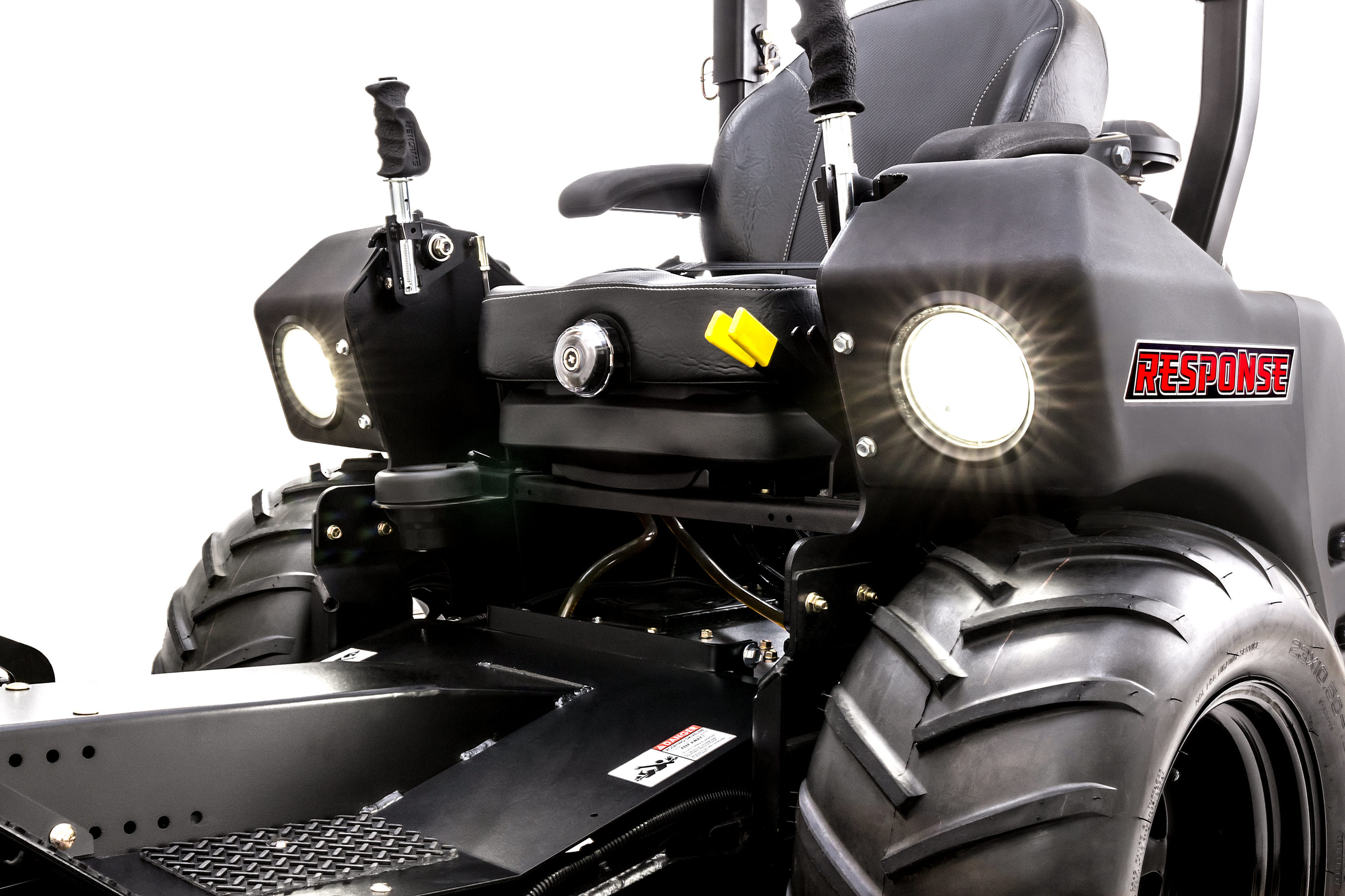 Swisher ZTR3166KA Zero-Turn-Mowers - View #7