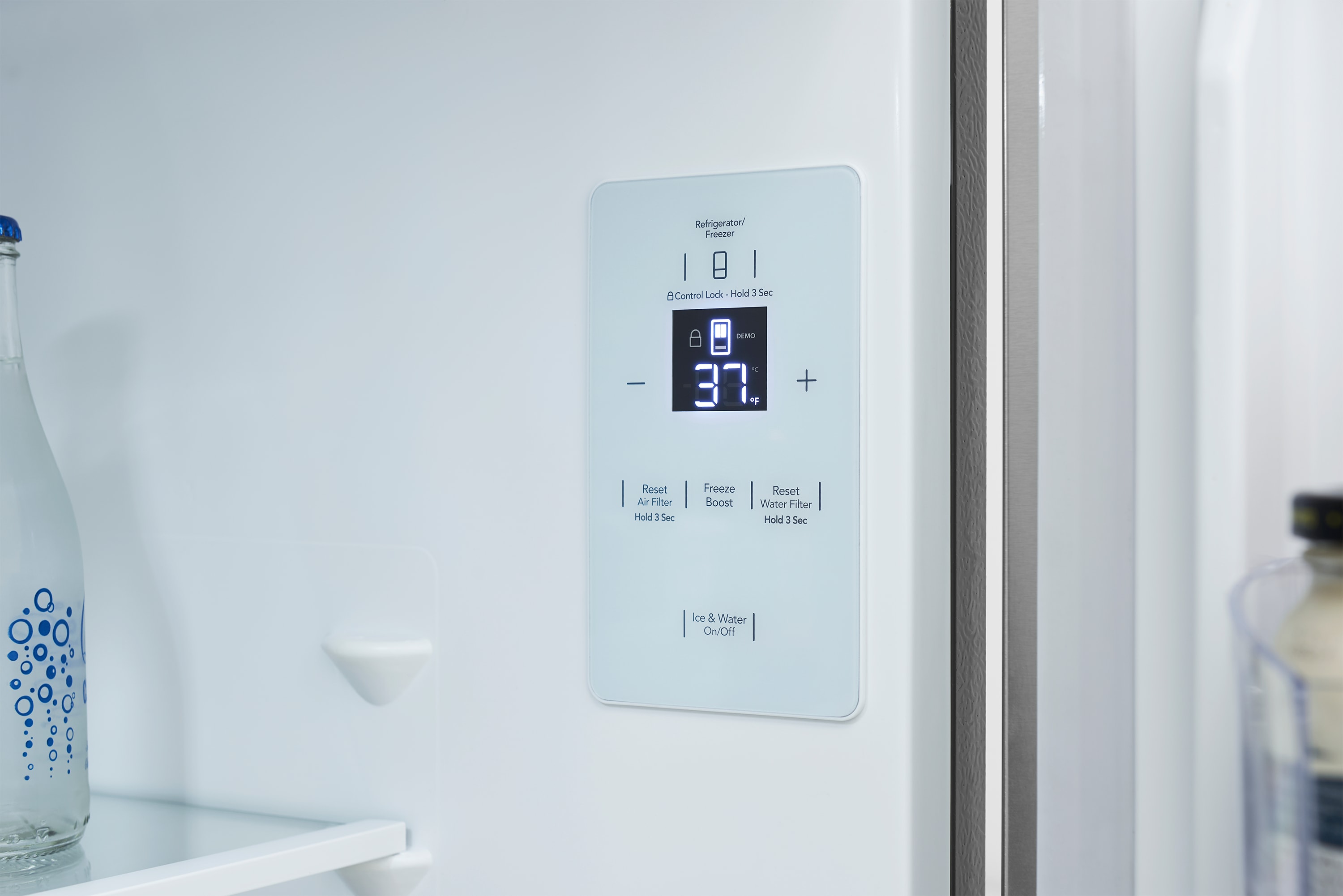 Frigidaire FRFG2011AV French-Door-Refrigerators - View #9