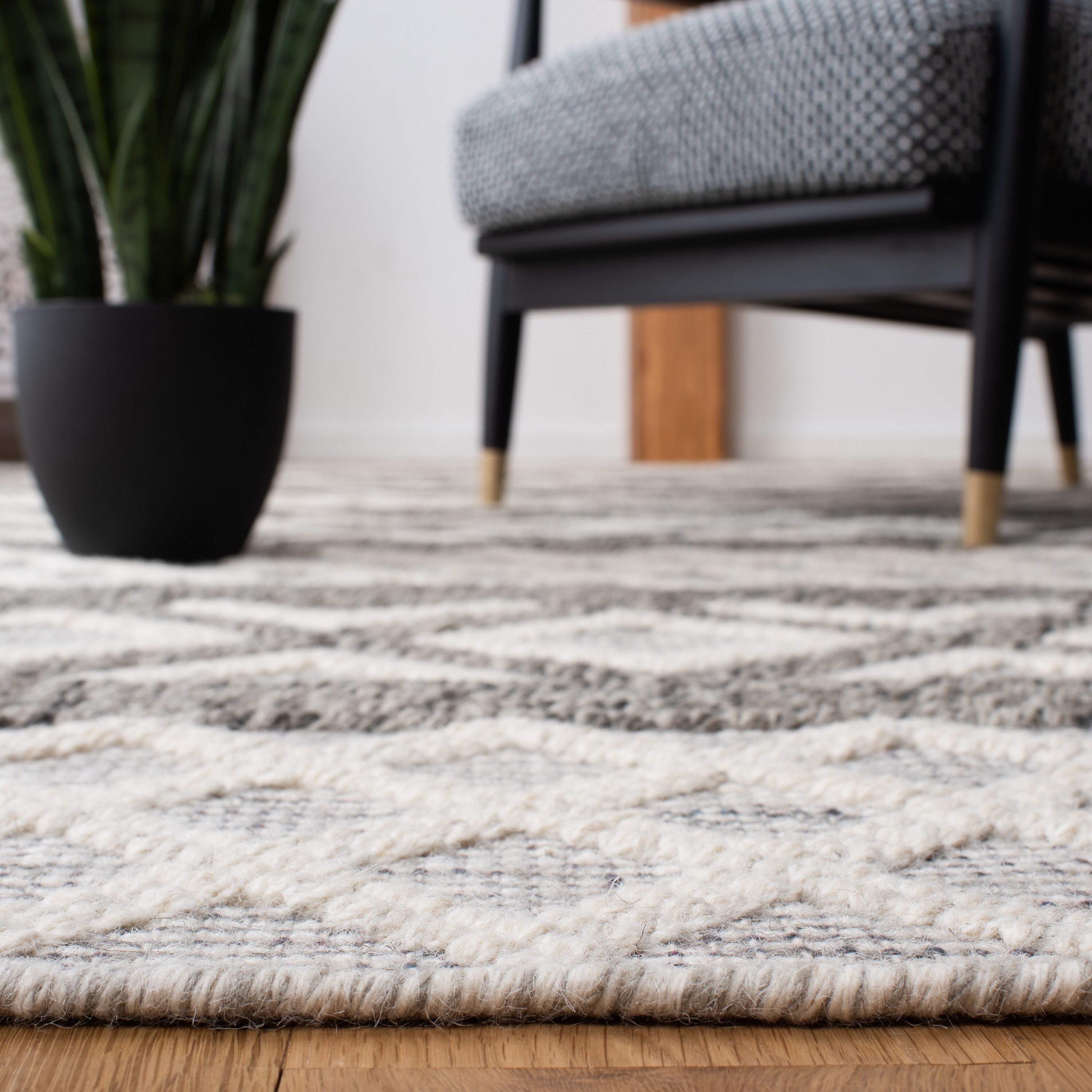 Safavieh VRM211H-8 rugs - View #4