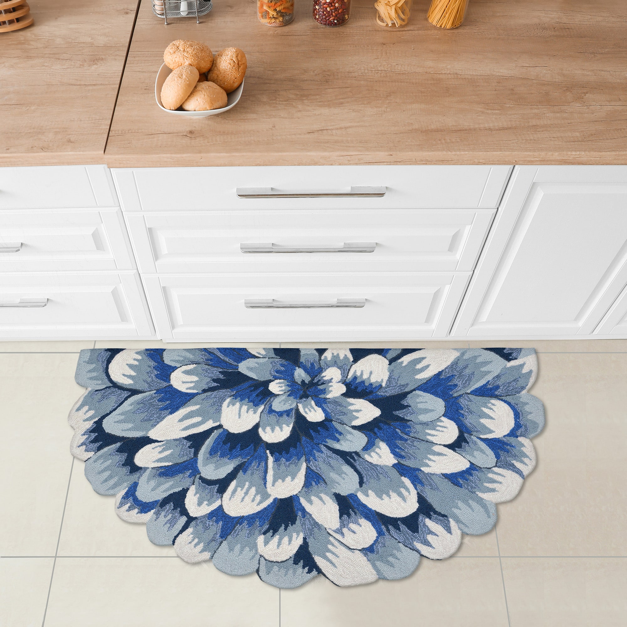 Handmade Blue Tufted Rectangular Synthetic Rug