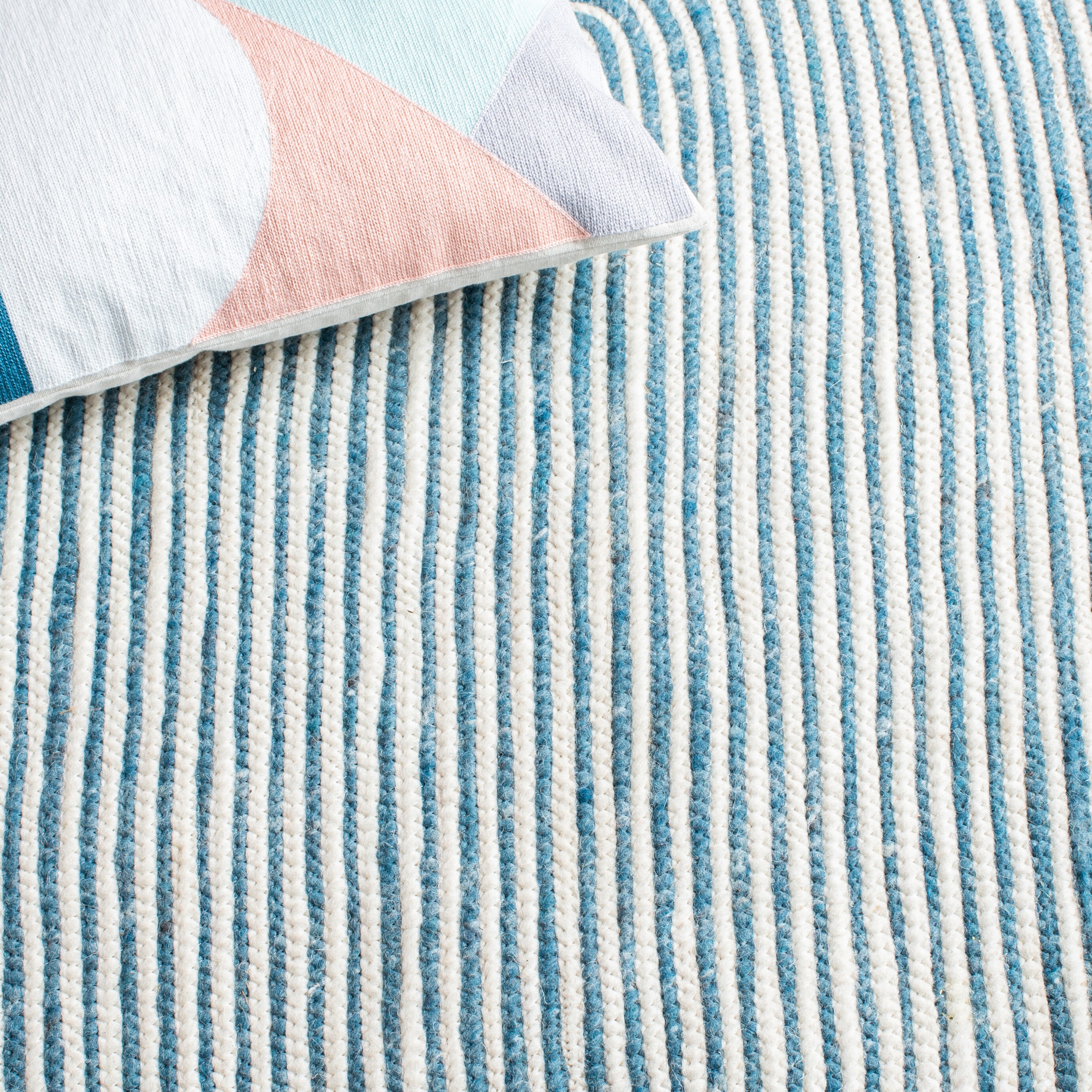 Safavieh BRD904M-5OV rugs - View #5