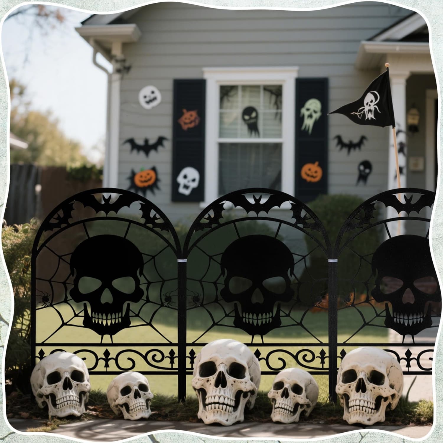 OGETFUUR 16.5-in 6-Piece Black Metal Halloween Fence with Skull Bats and Spiders for Halloween Yard Party Decor