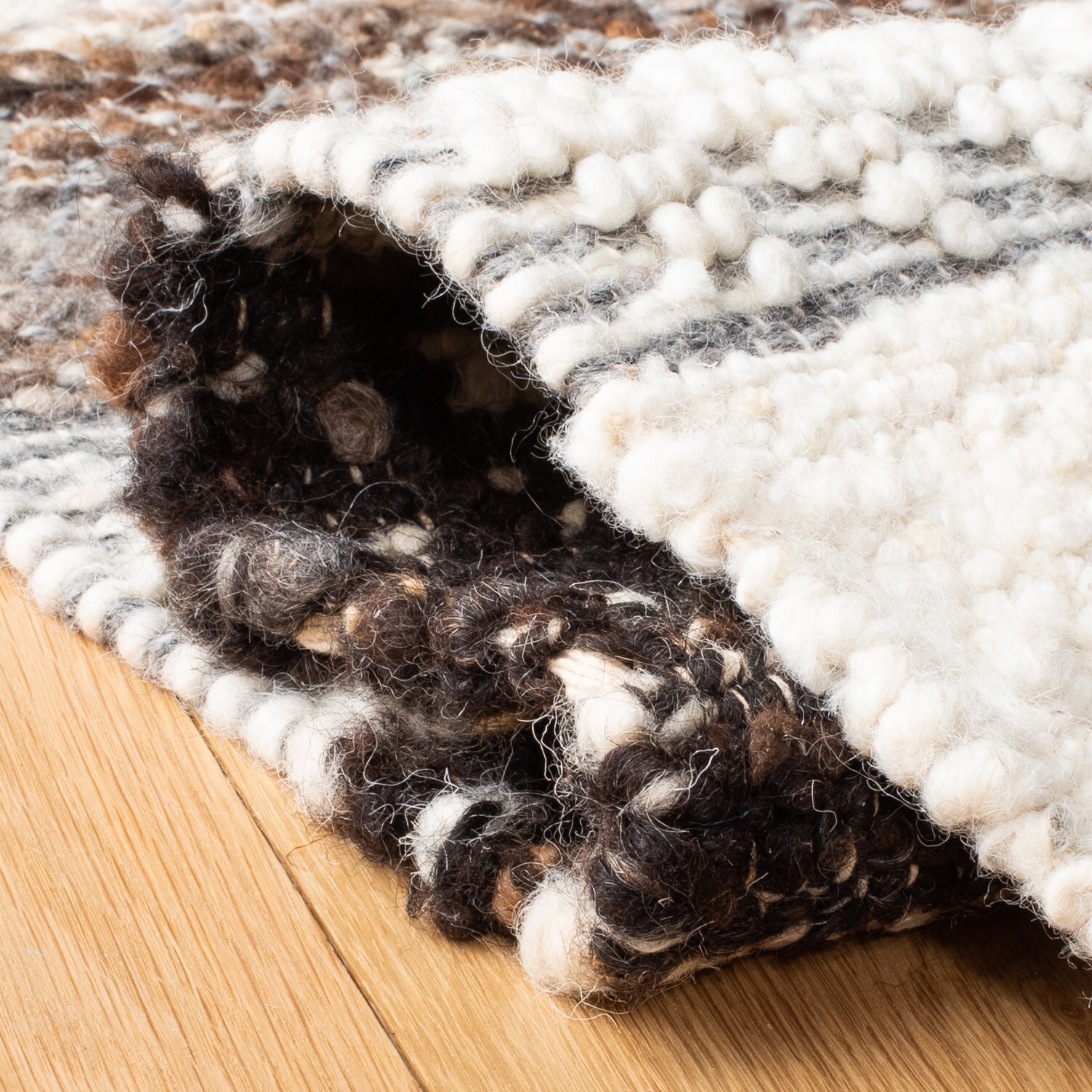 Safavieh NAT326T-4 rugs - View #7