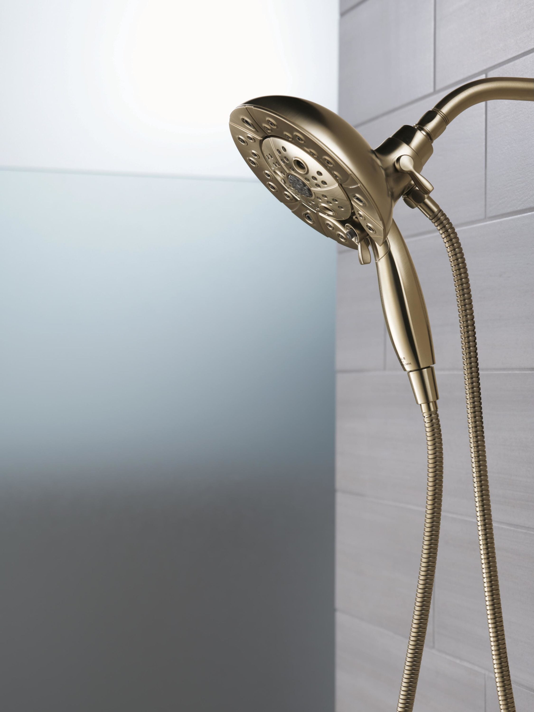 Delta Universal Showering Components Champagne Bronze 6.875-in Round ...