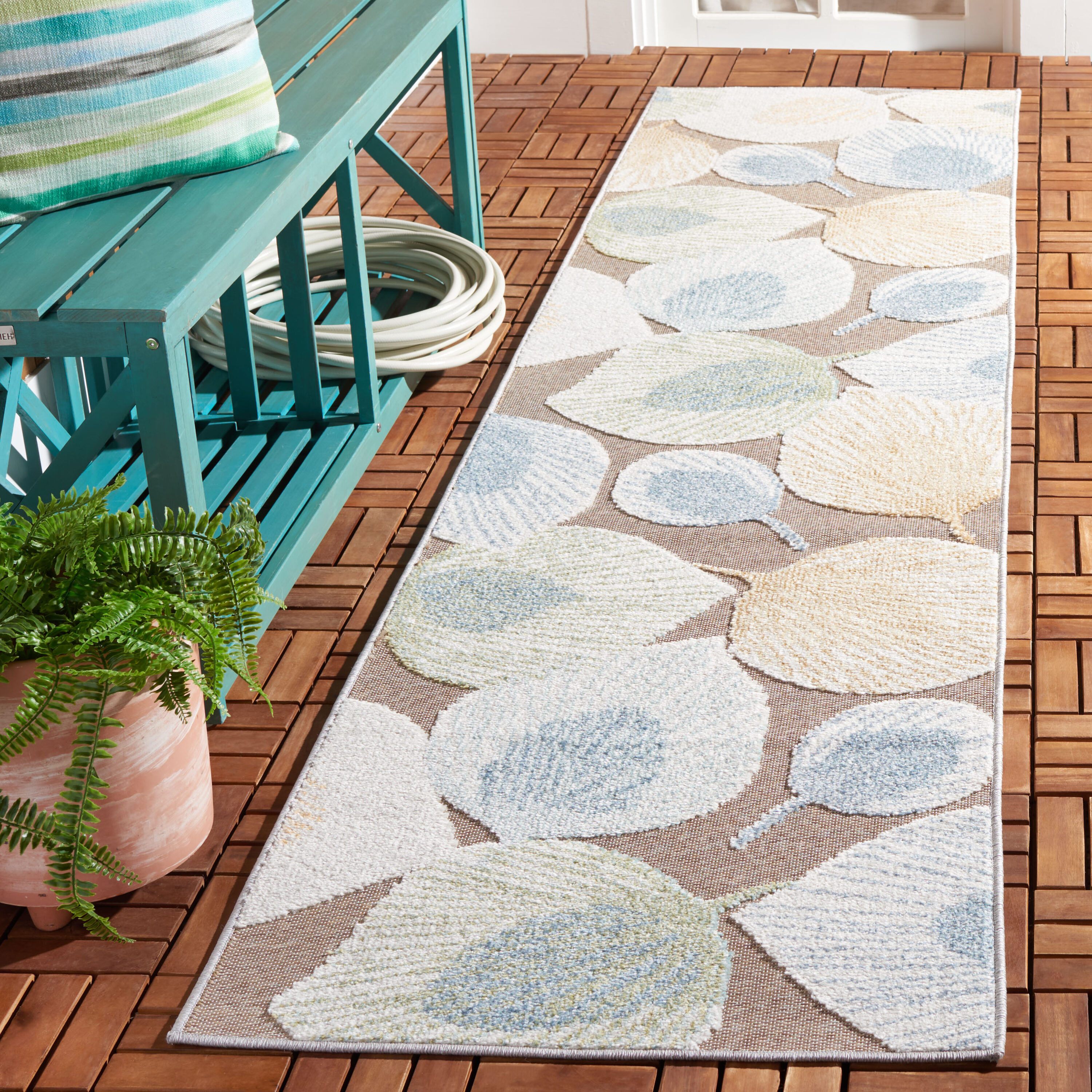 Safavieh SAR110F-29 Sarasota 2 x 9 (ft) Loomed Polypropylene Gray/Brown Rectangular Outdoor Floral/Botanical Mid-Century Modern Runner rug
