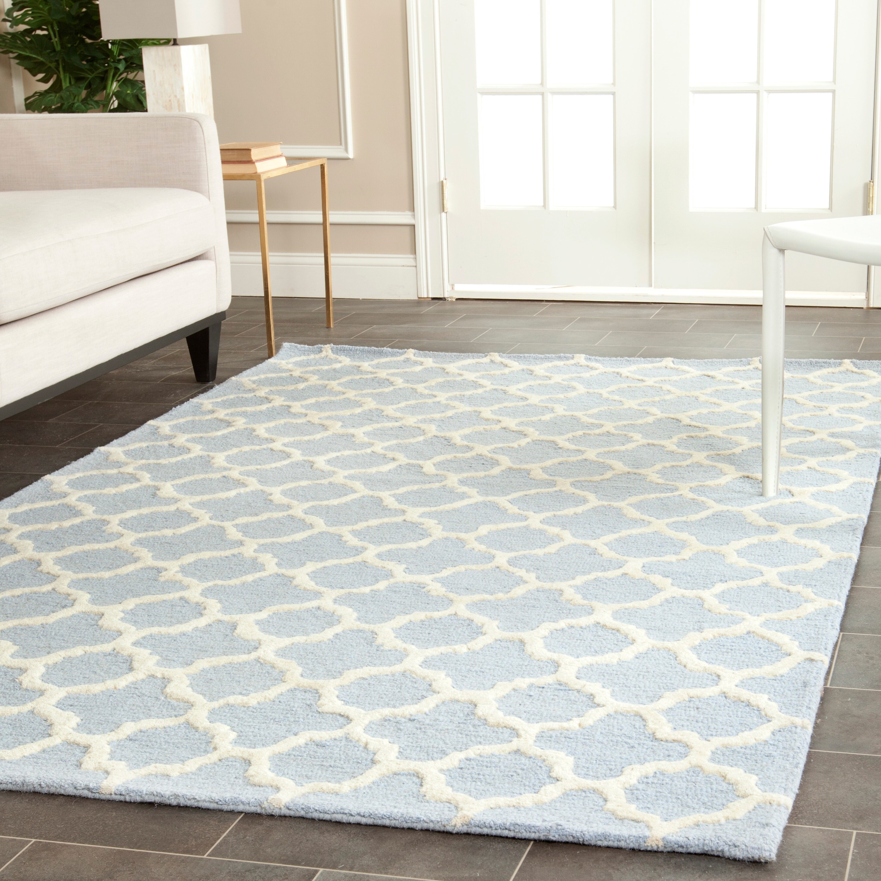  Cambridge 130 Light Blue/Ivory Contemporary 4ft x 6ft Small Rectangle Rug