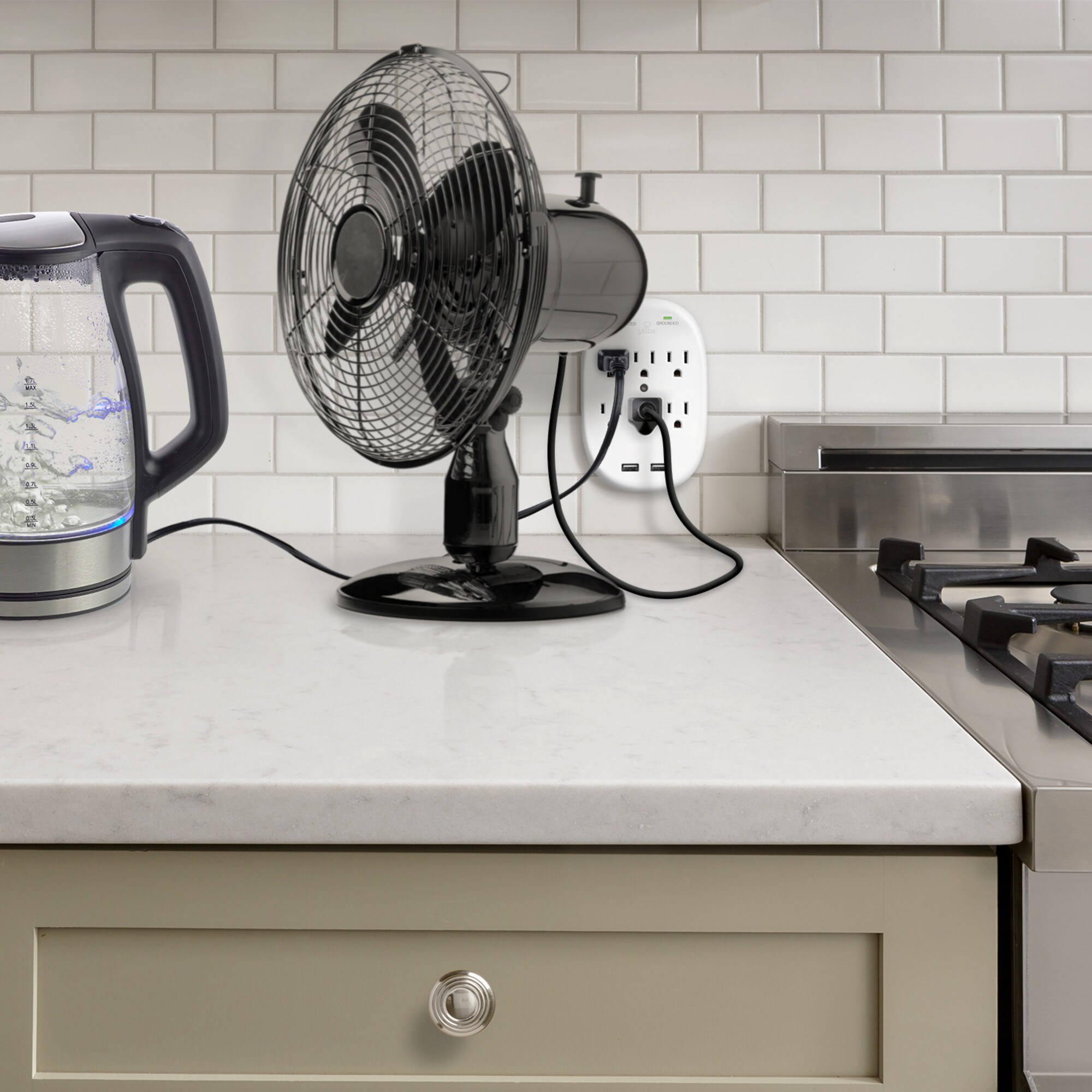 FEMA Region 8 on X: Cooking with an air fryer or instant pot this  #Thanksgiving? Plug these small kitchen appliances directly into the wall  outlet, NOT in a power cord or extension