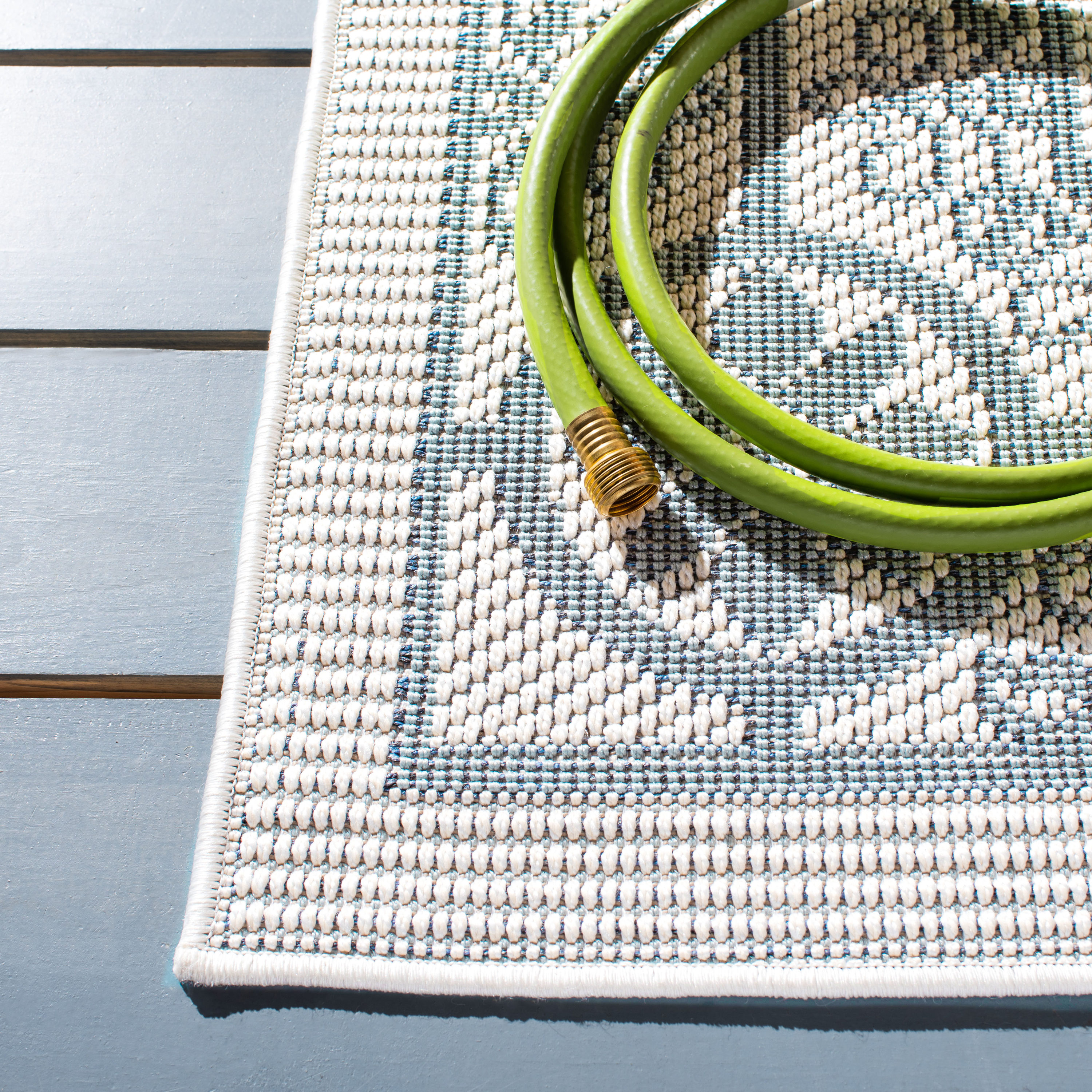Safavieh BMU815B-7SQ rugs - View #3
