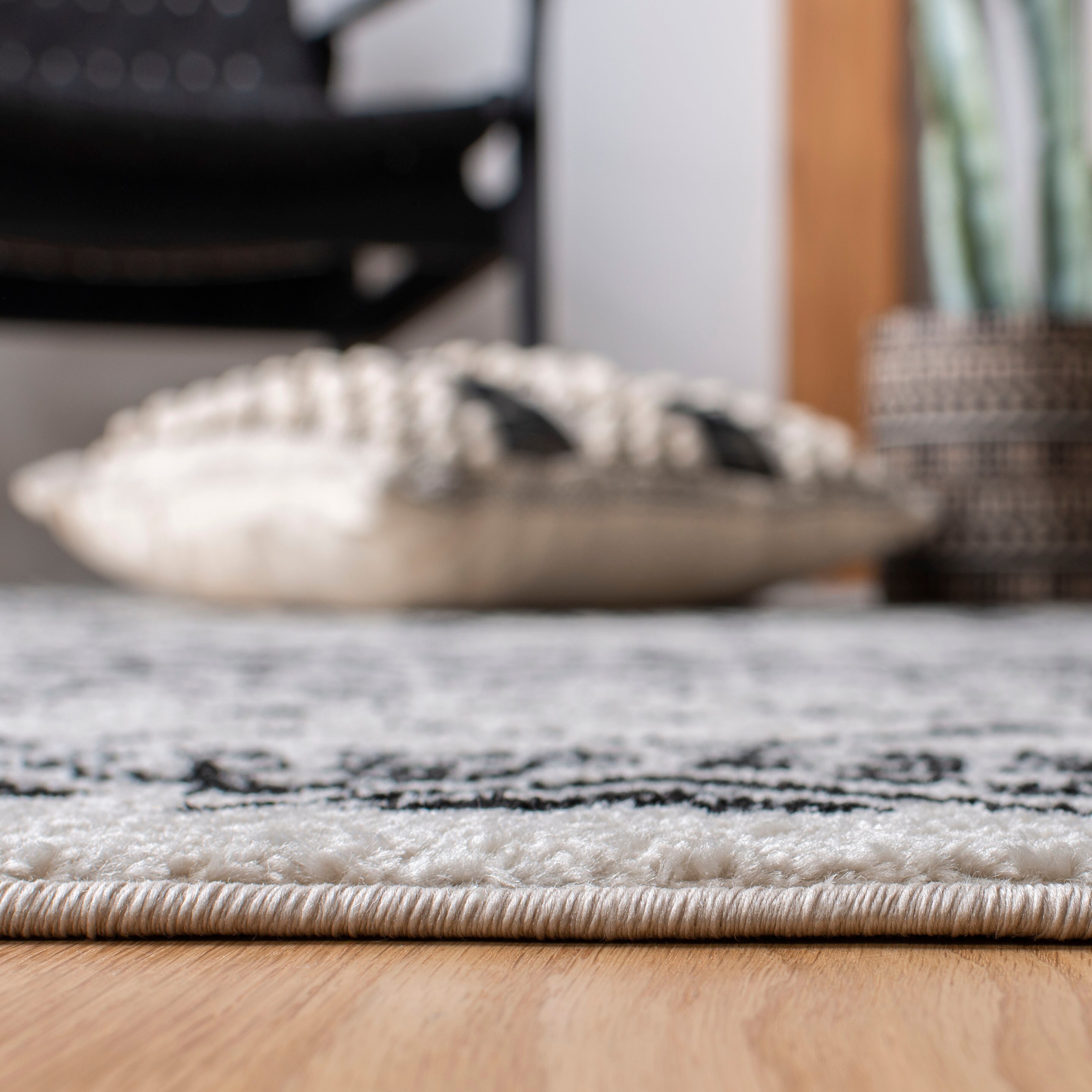 Safavieh TUL268D-7SQ rugs - View #6