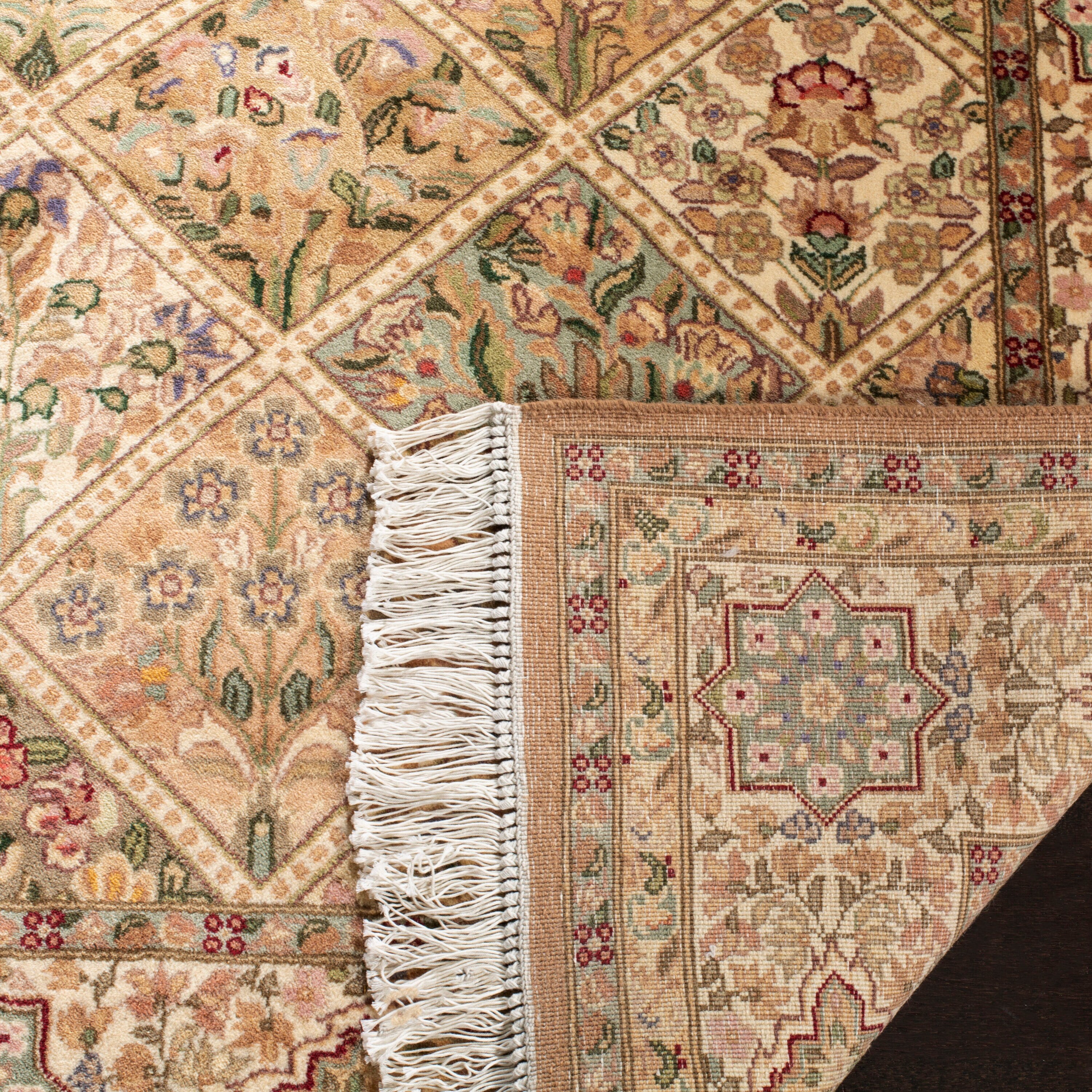 Safavieh V3C-212 rugs - View #3
