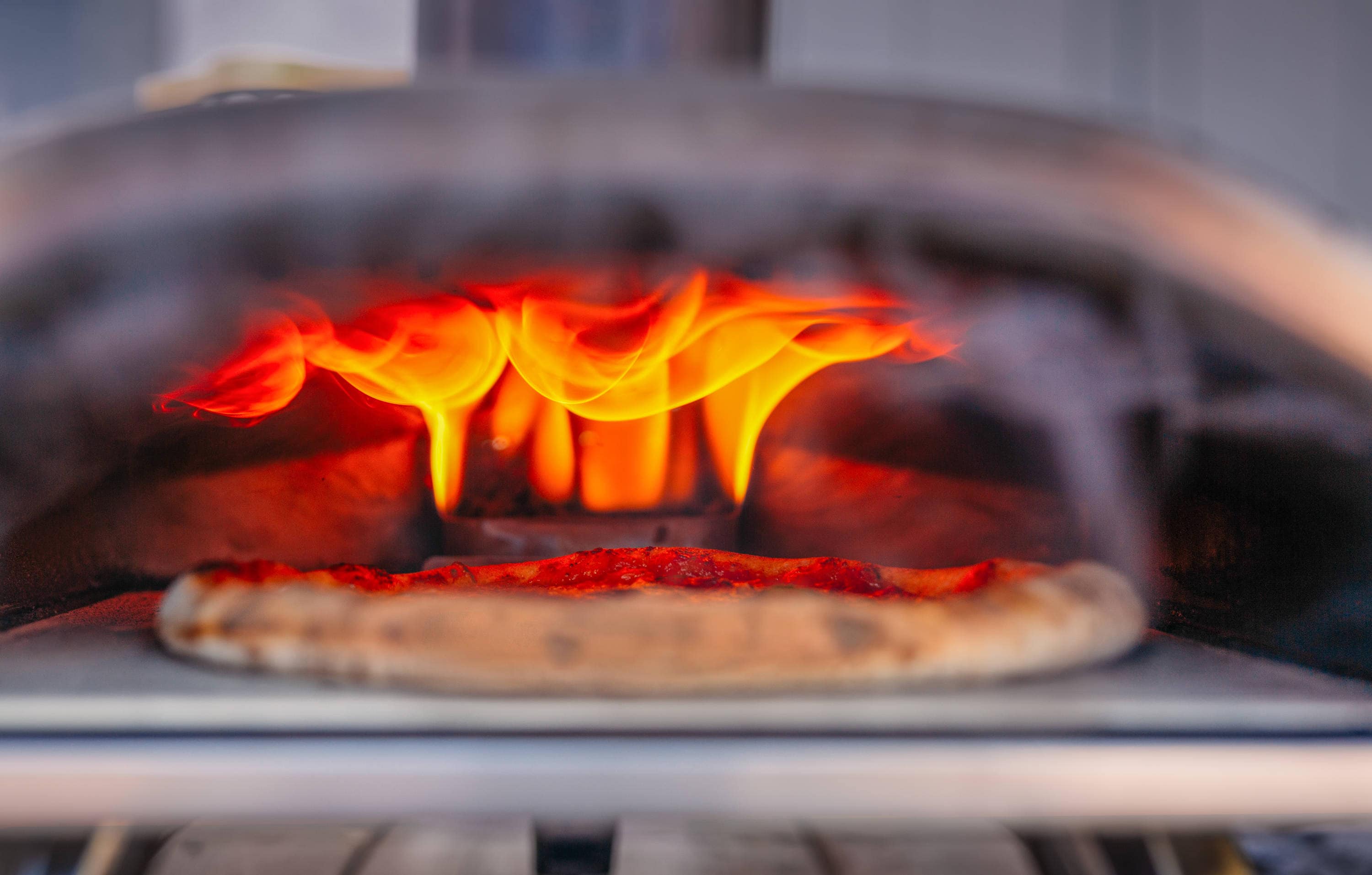 How Hot Should A Pizza Oven Be? – HEARTH & FIRE™ Pizza