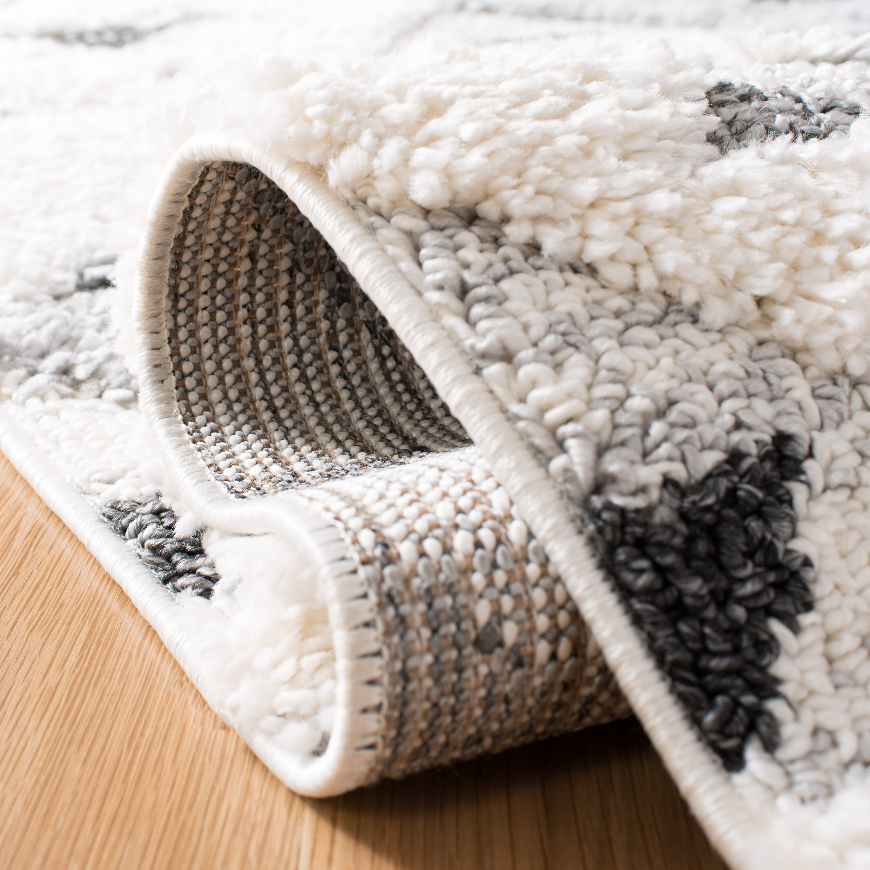 Safavieh MTS688F-8SQ rugs - View #5