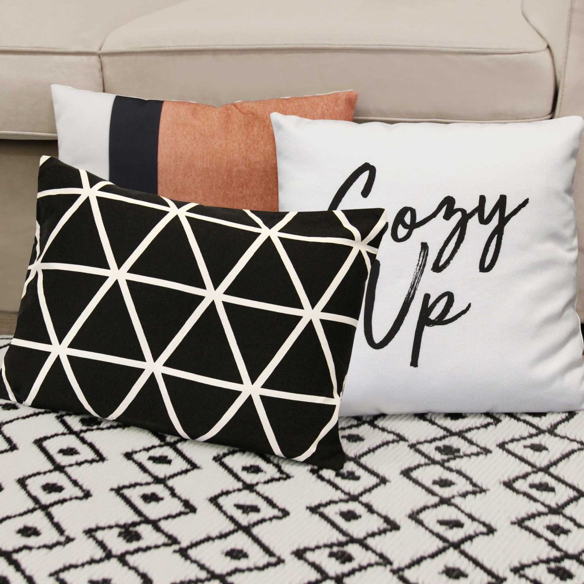 HomeRoots 373125 Accent-Pillows - View #2