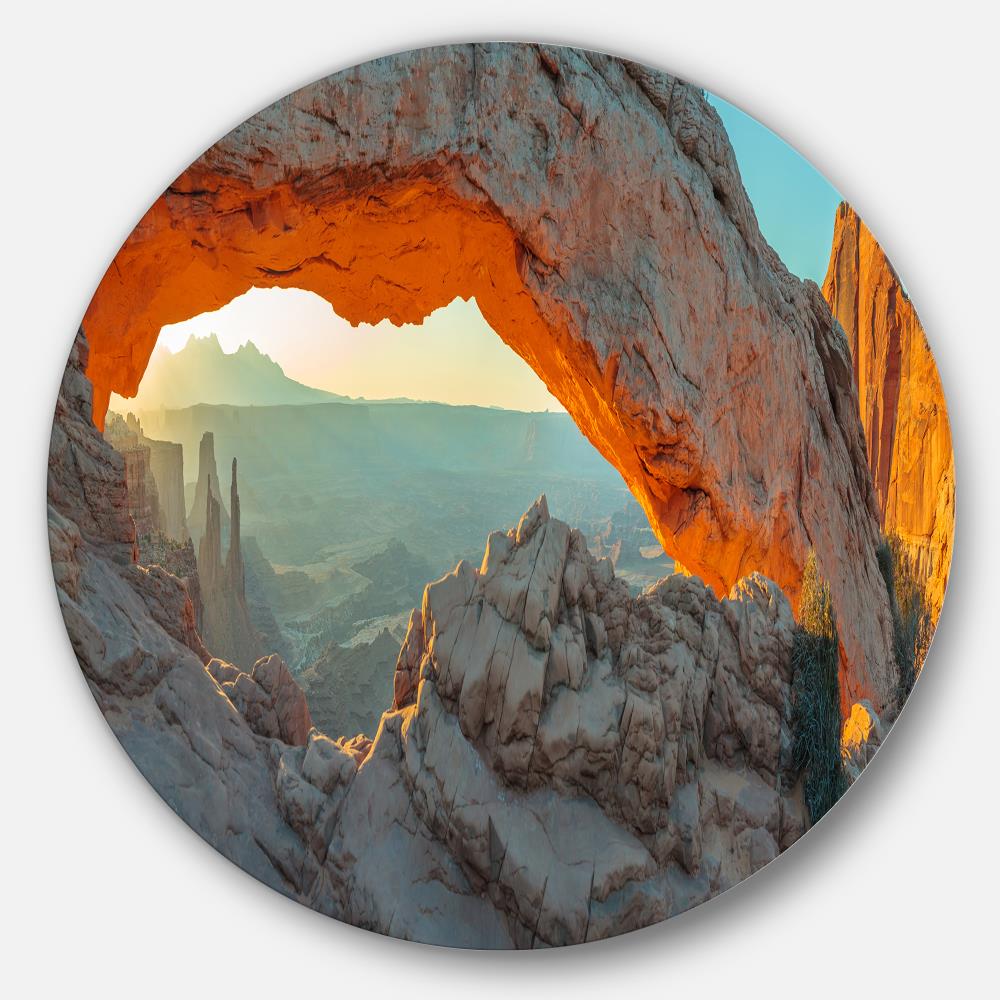 Designart Mesa Arch Canyon lands Utah Park' Landscape Metal Circle Wall ...