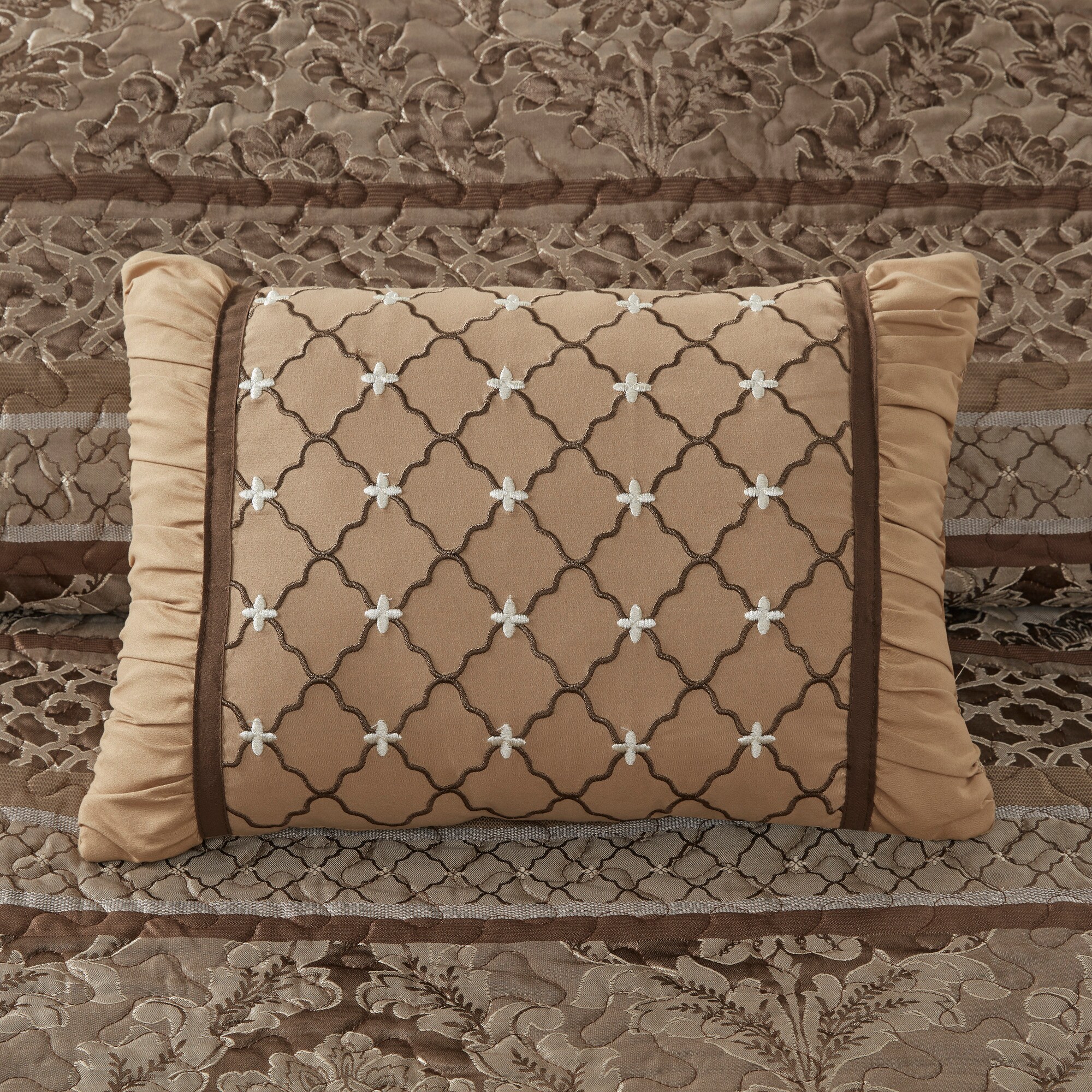 LUXEYARD DS-J-97513-B035 bedding - View #3